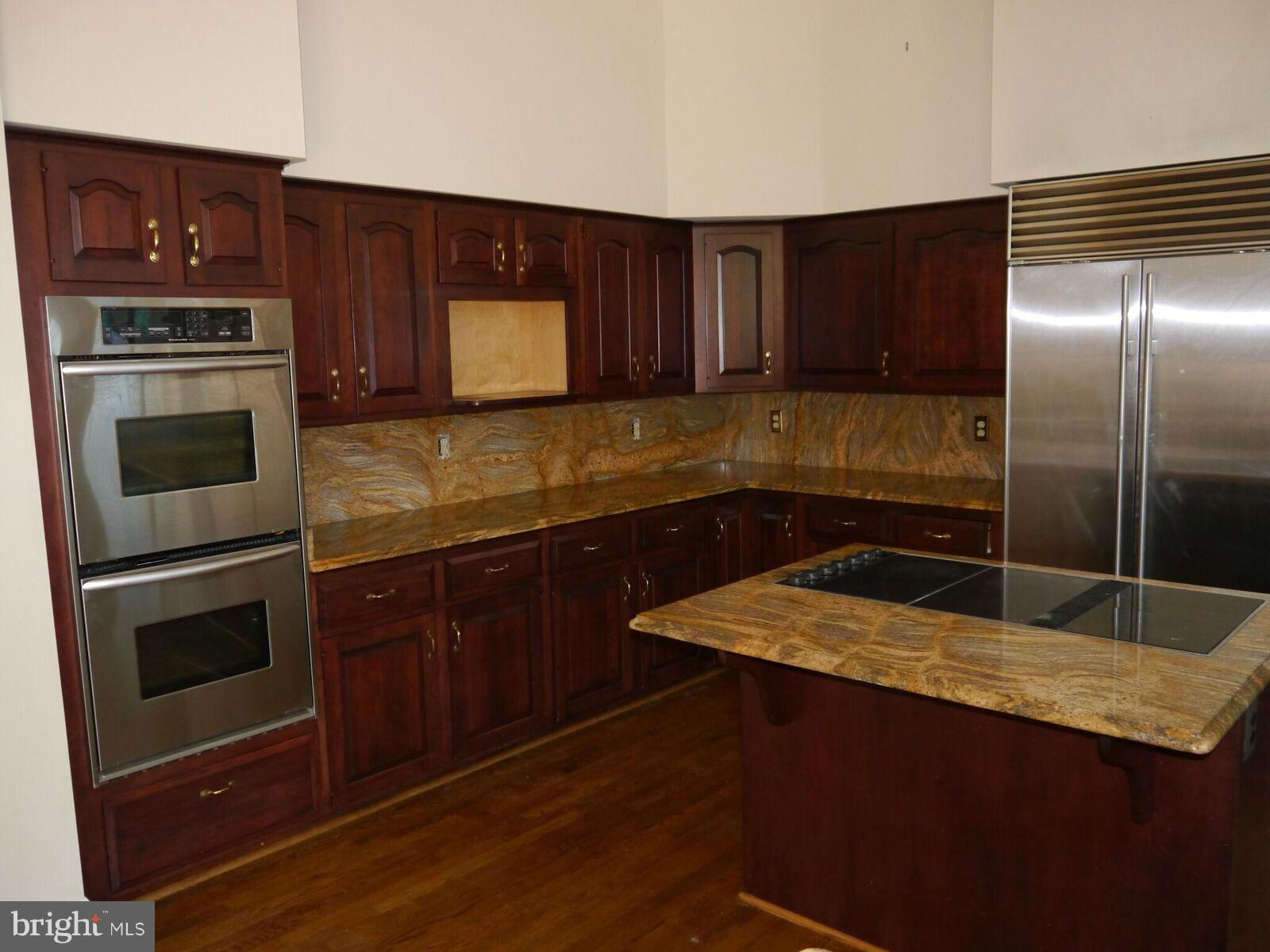LONGWOOD - Residential