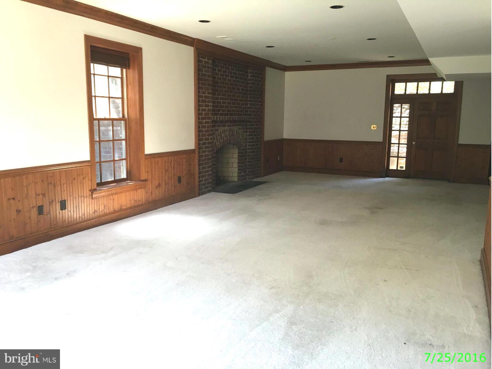 LONGWOOD - Residential