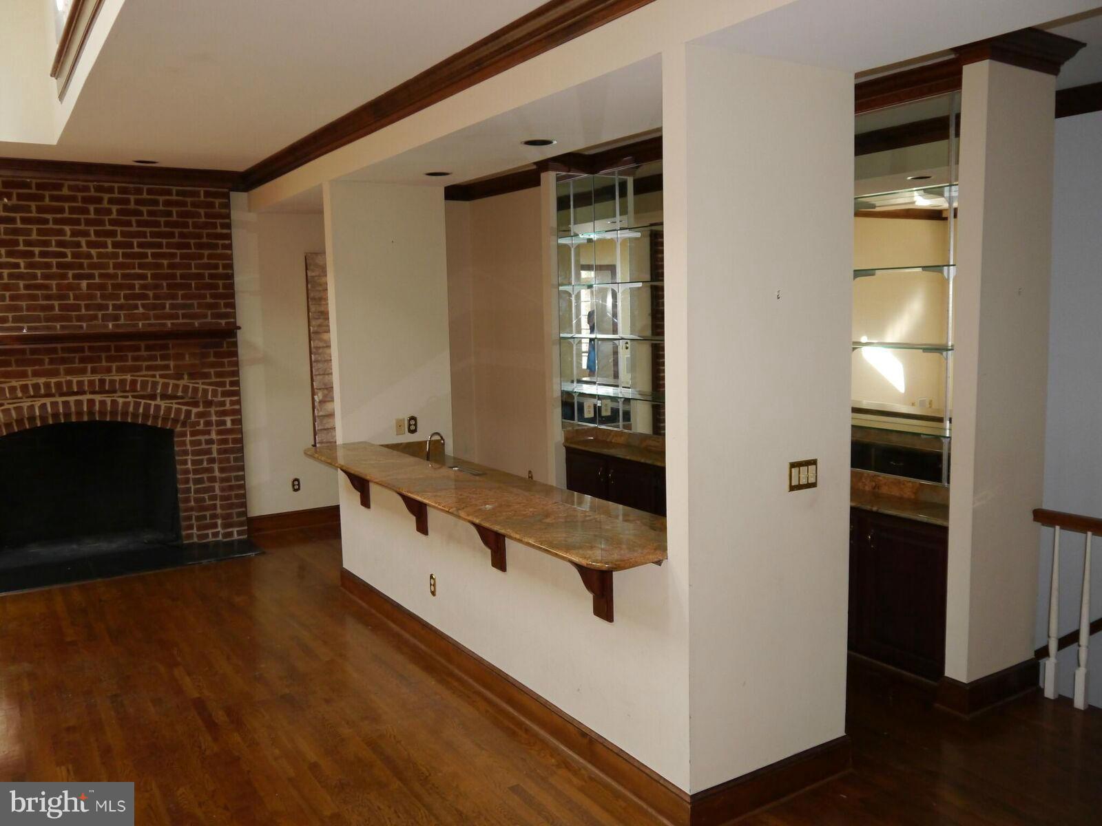 LONGWOOD - Residential