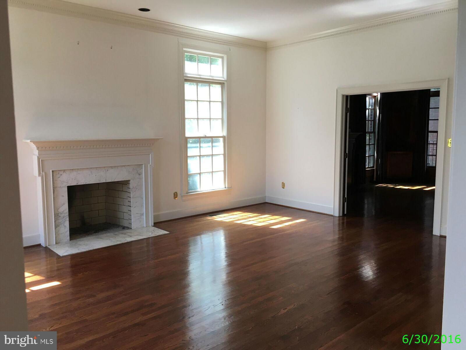LONGWOOD - Residential