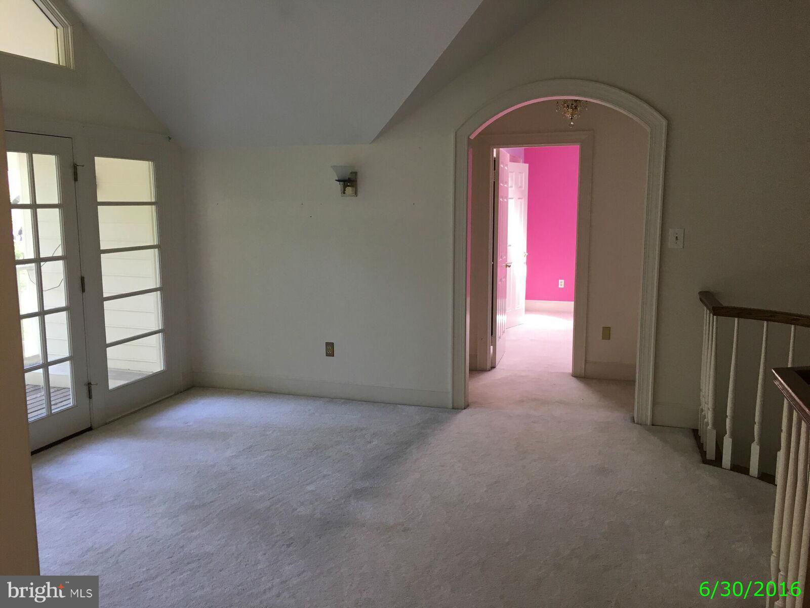 LONGWOOD - Residential