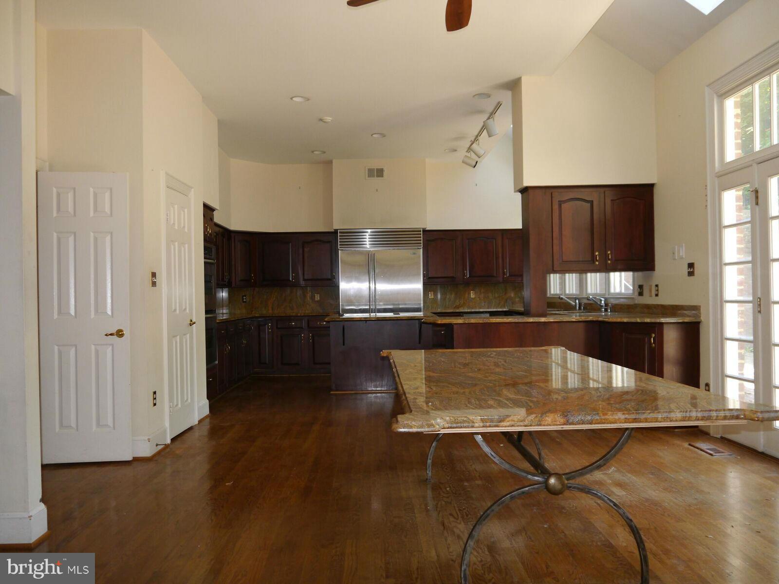 LONGWOOD - Residential