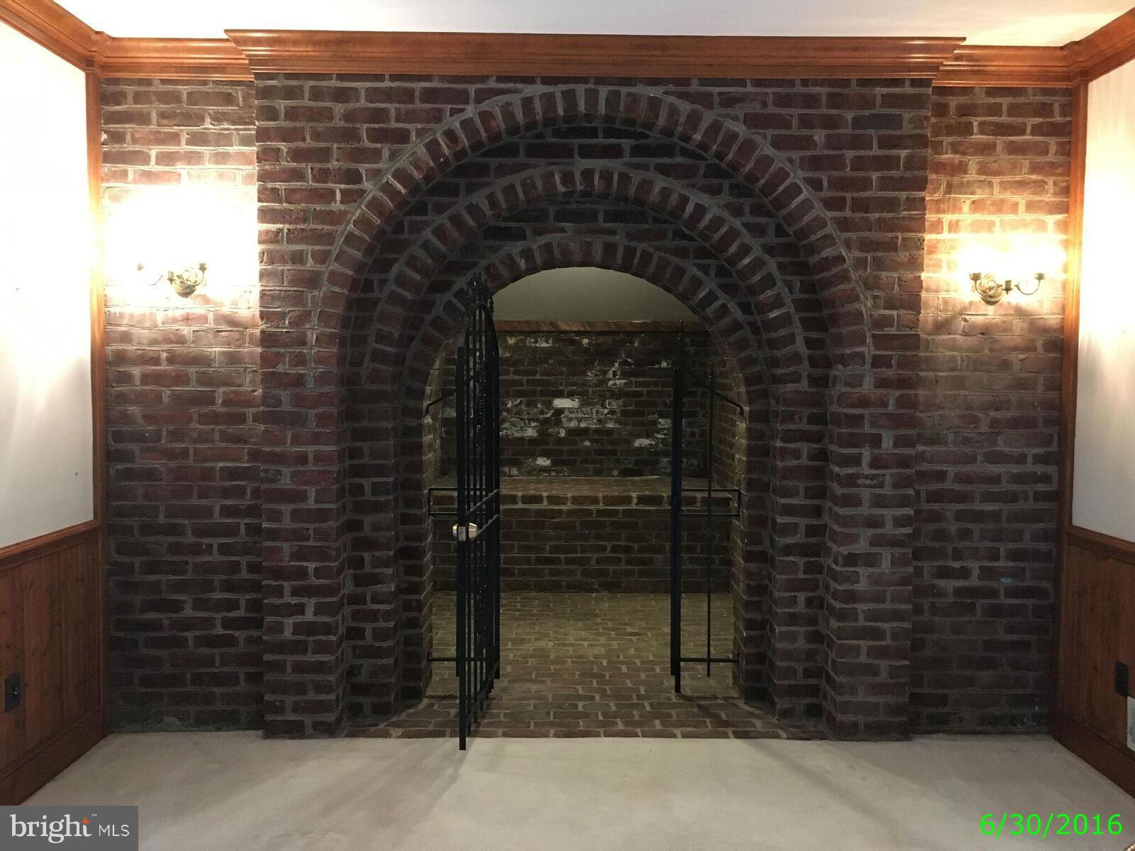 LONGWOOD - Residential
