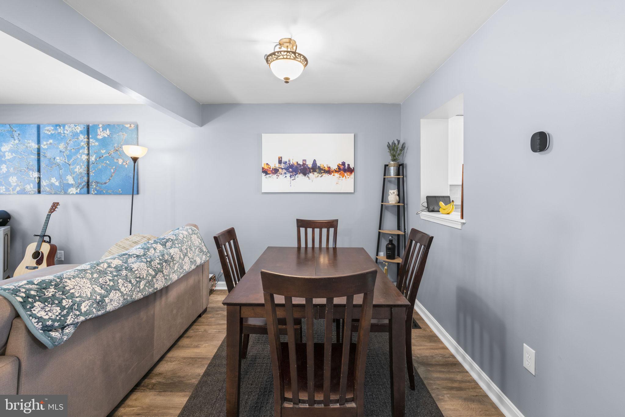 RIVERCHASE - Residential