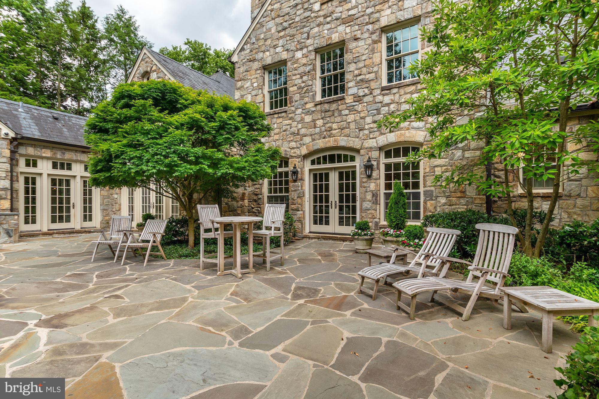 LANGLEY FARMS - Residential