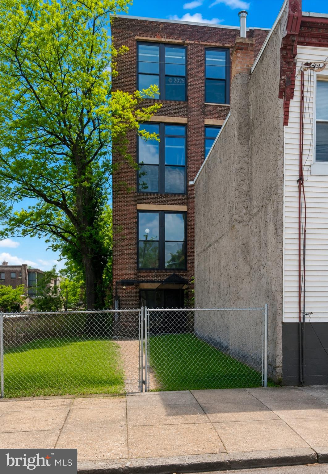 Excellent lot priced aggressively for a quick cash sale.