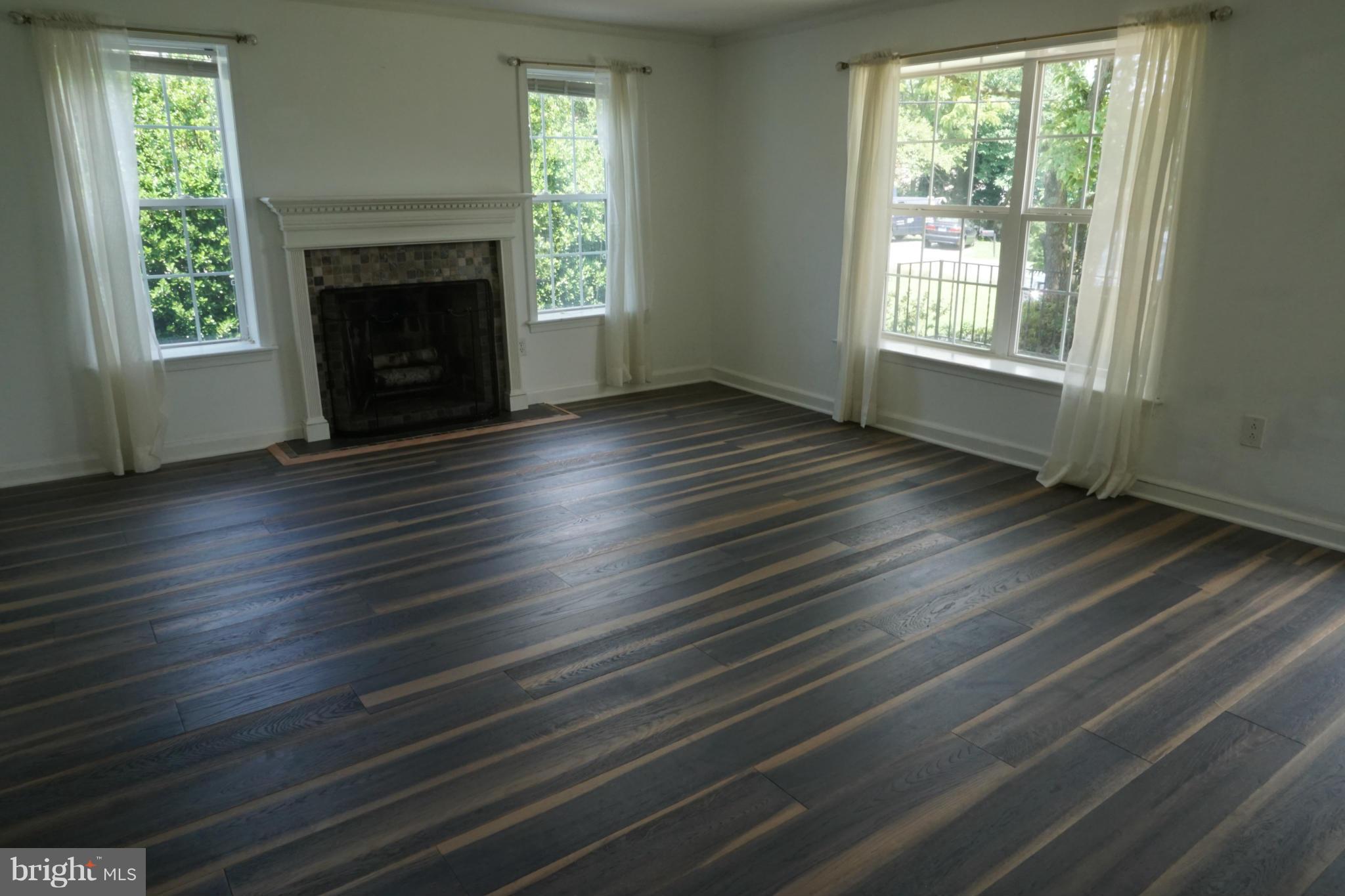 SUNRISE BEACH - Residential Lease