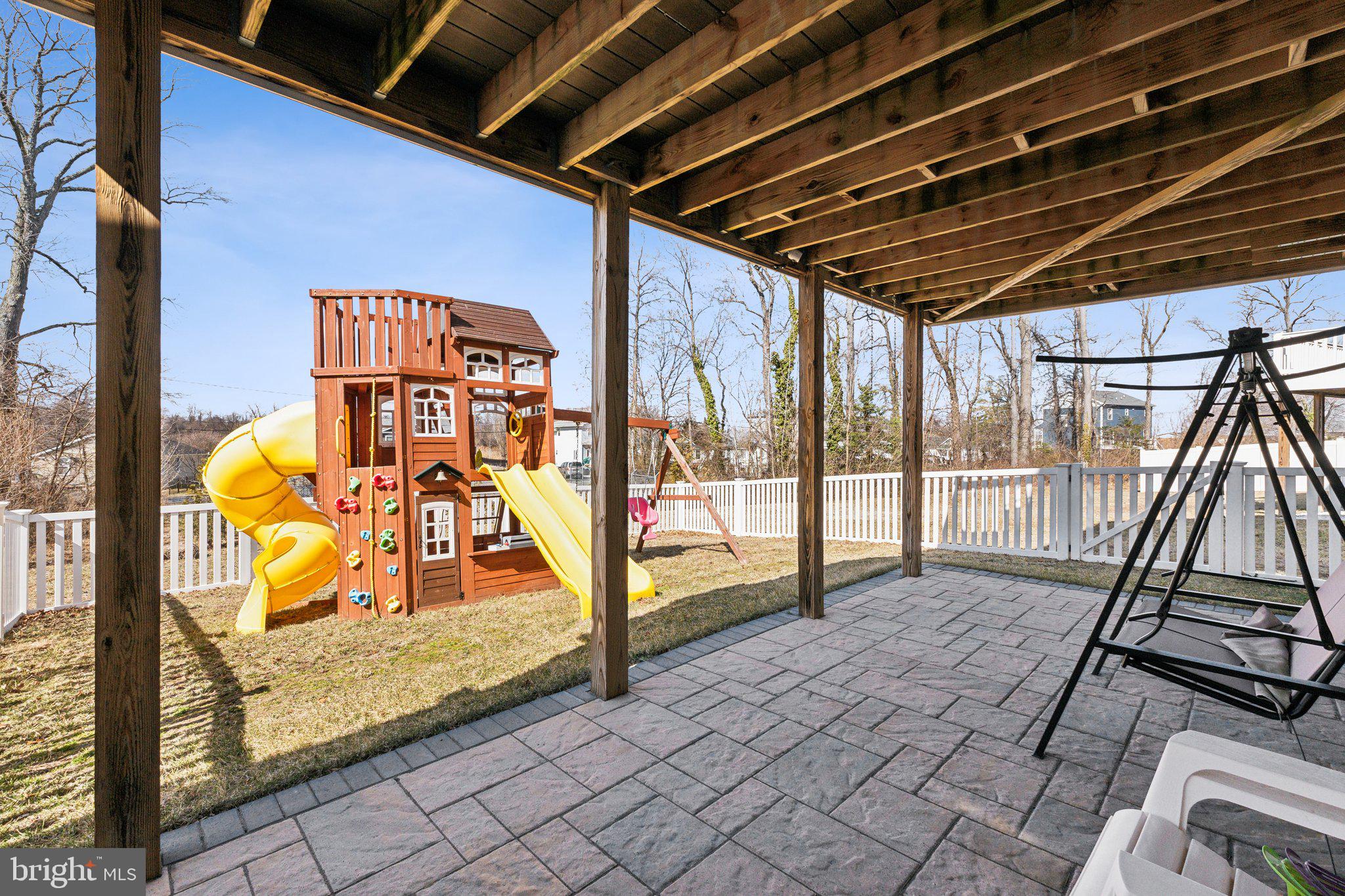 EDGEMERE/SPARROWS POINT - Residential