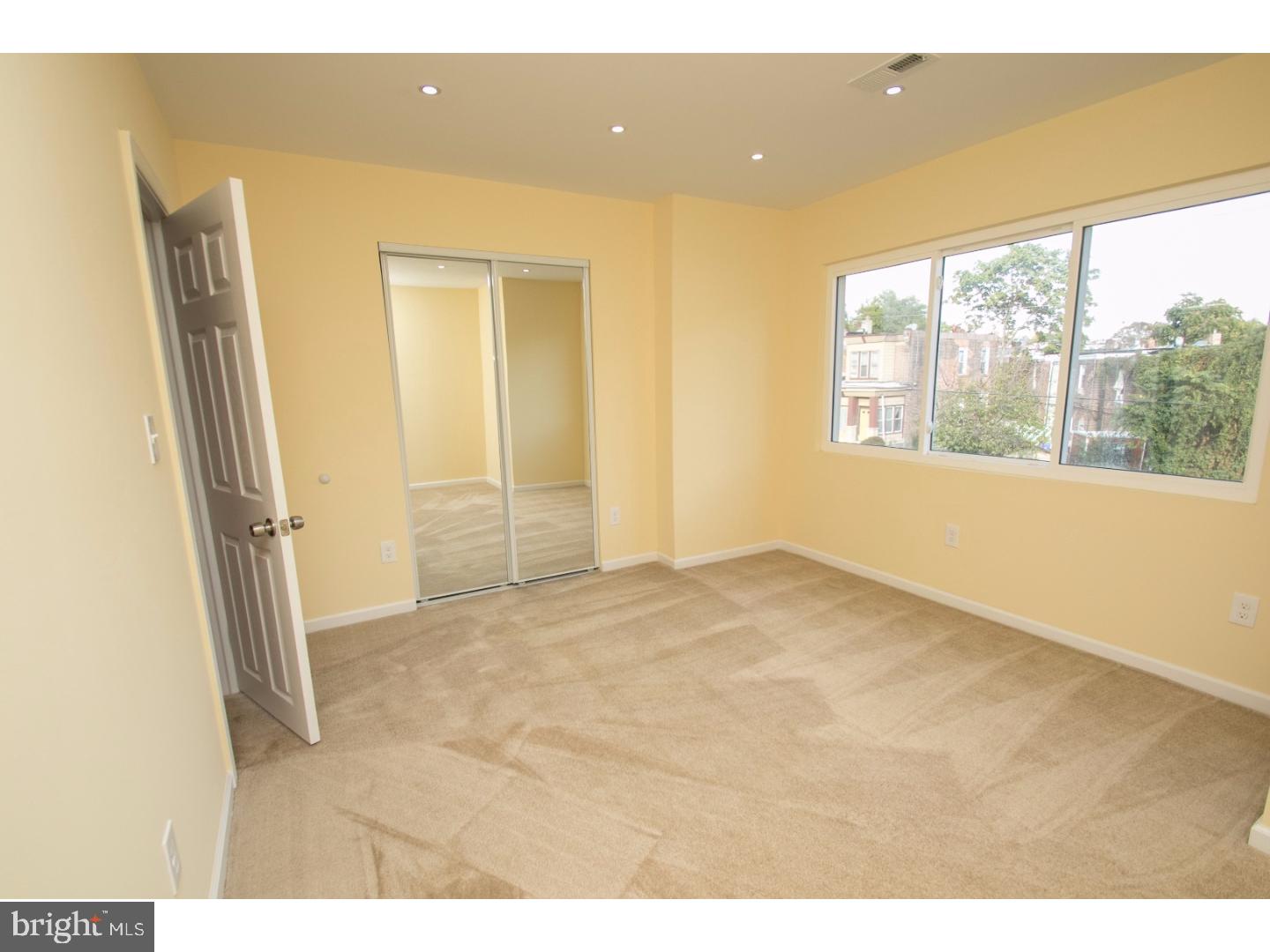 WEST OAK LANE - Residential