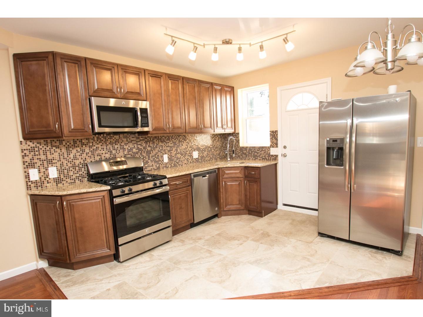 WEST OAK LANE - Residential
