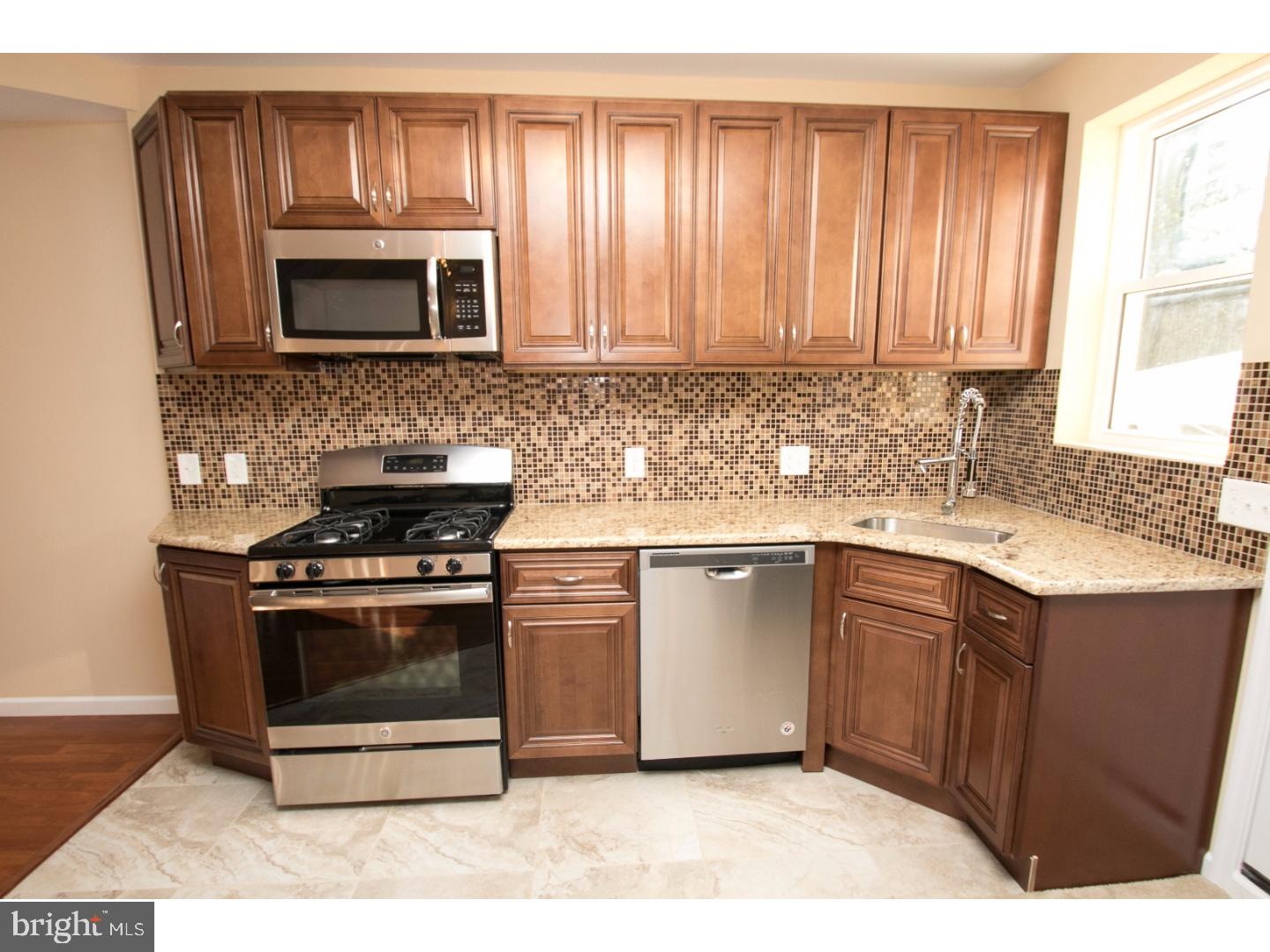 WEST OAK LANE - Residential