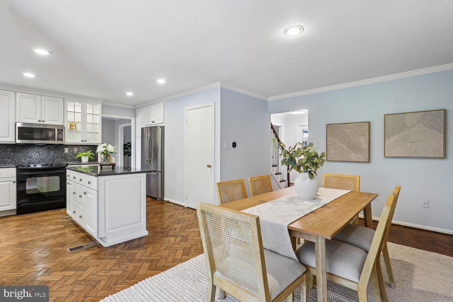 WESTLEIGH - Residential