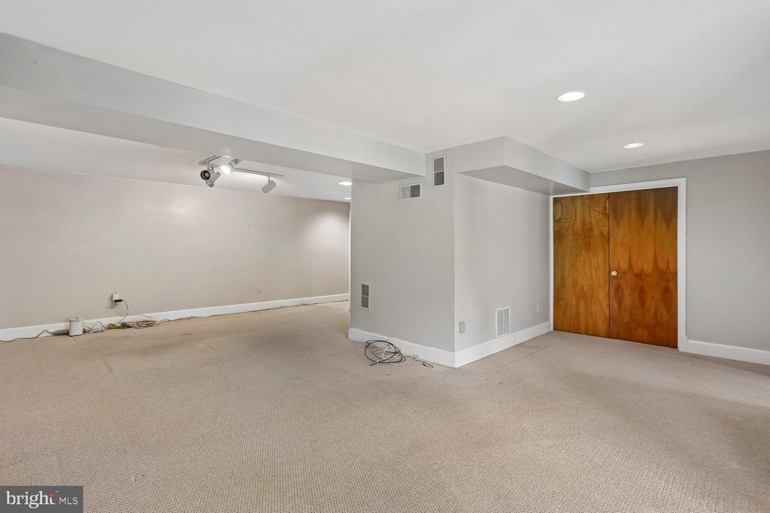 WESTLEIGH - Residential