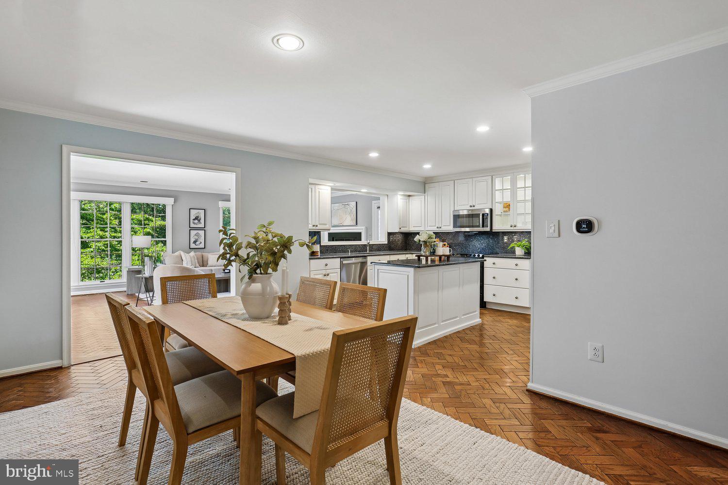 WESTLEIGH - Residential