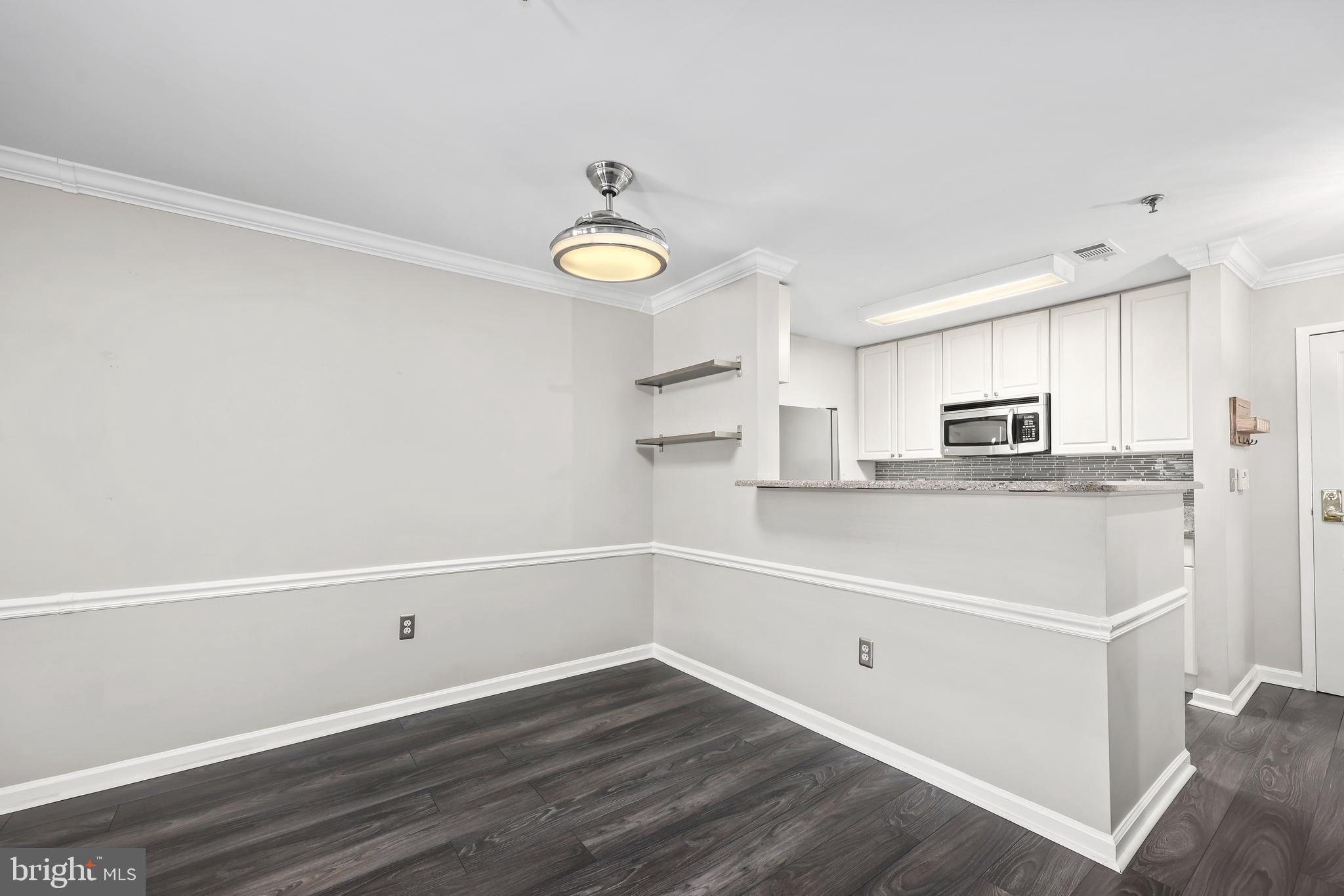 SAVOY PARK CONDOMINIUMS - Residential