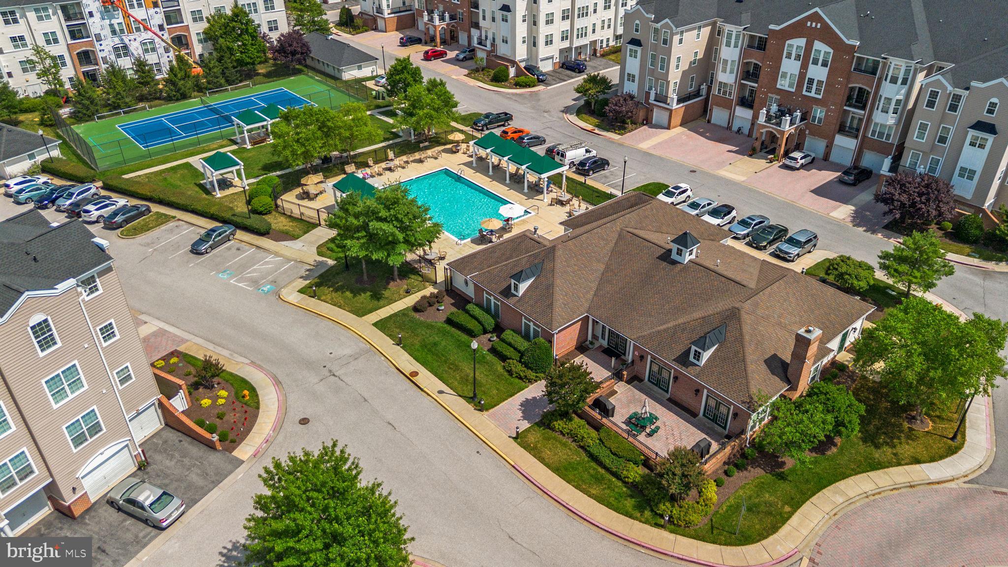 GATHERINGS AT LYNDWOOD - Residential