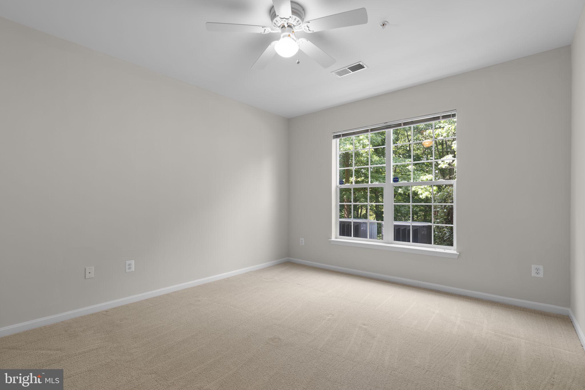 GATHERINGS AT LYNDWOOD - Residential