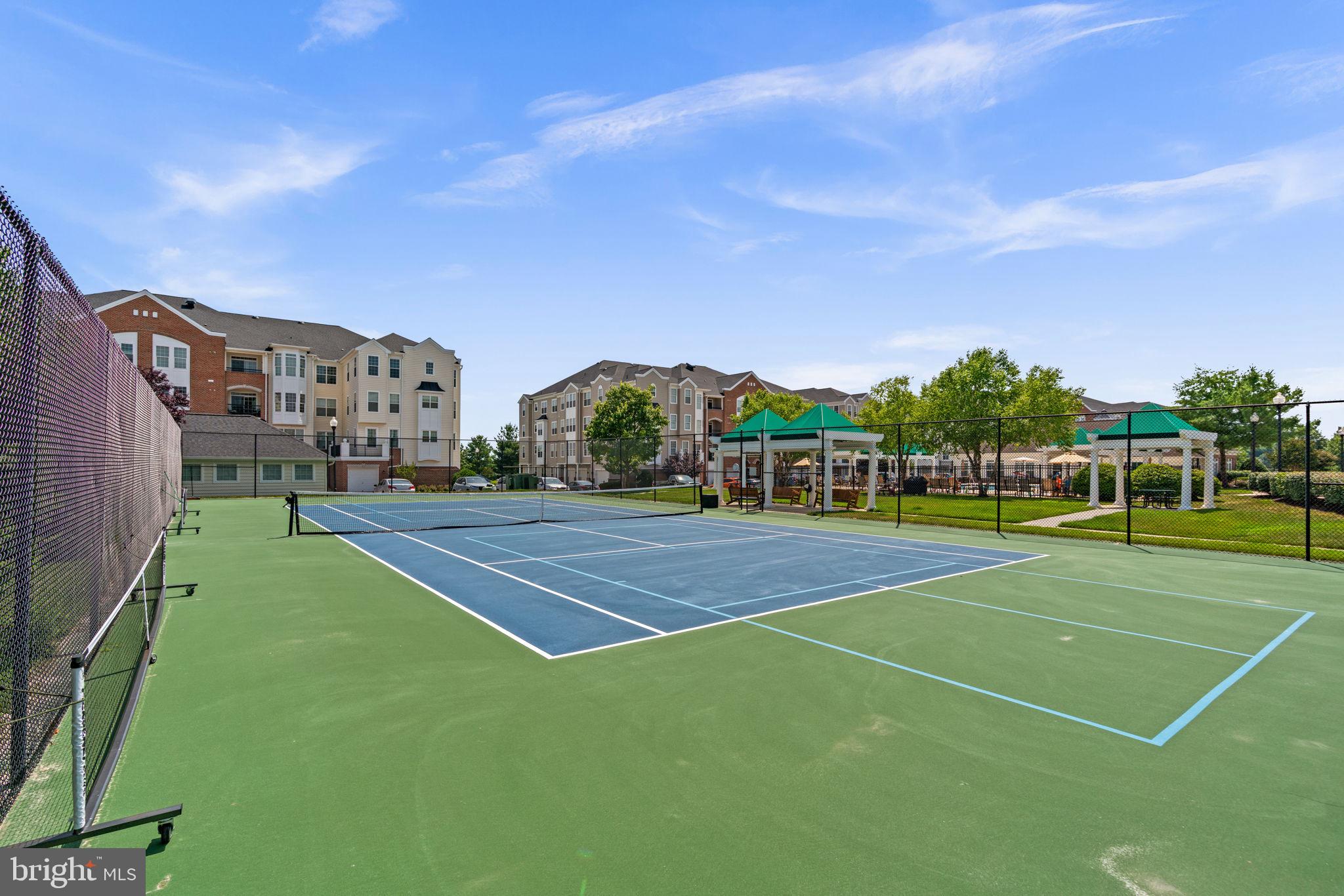 GATHERINGS AT LYNDWOOD - Residential