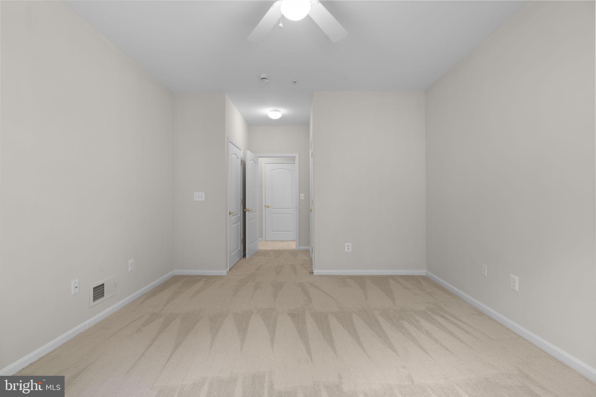 GATHERINGS AT LYNDWOOD - Residential