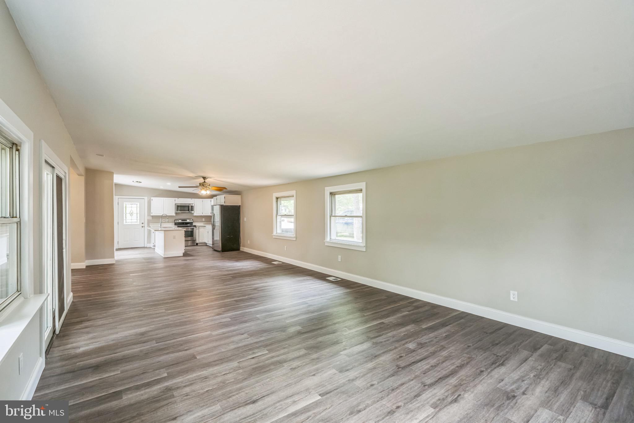SYLVAN VIEW ON MAGOTHY - Residential