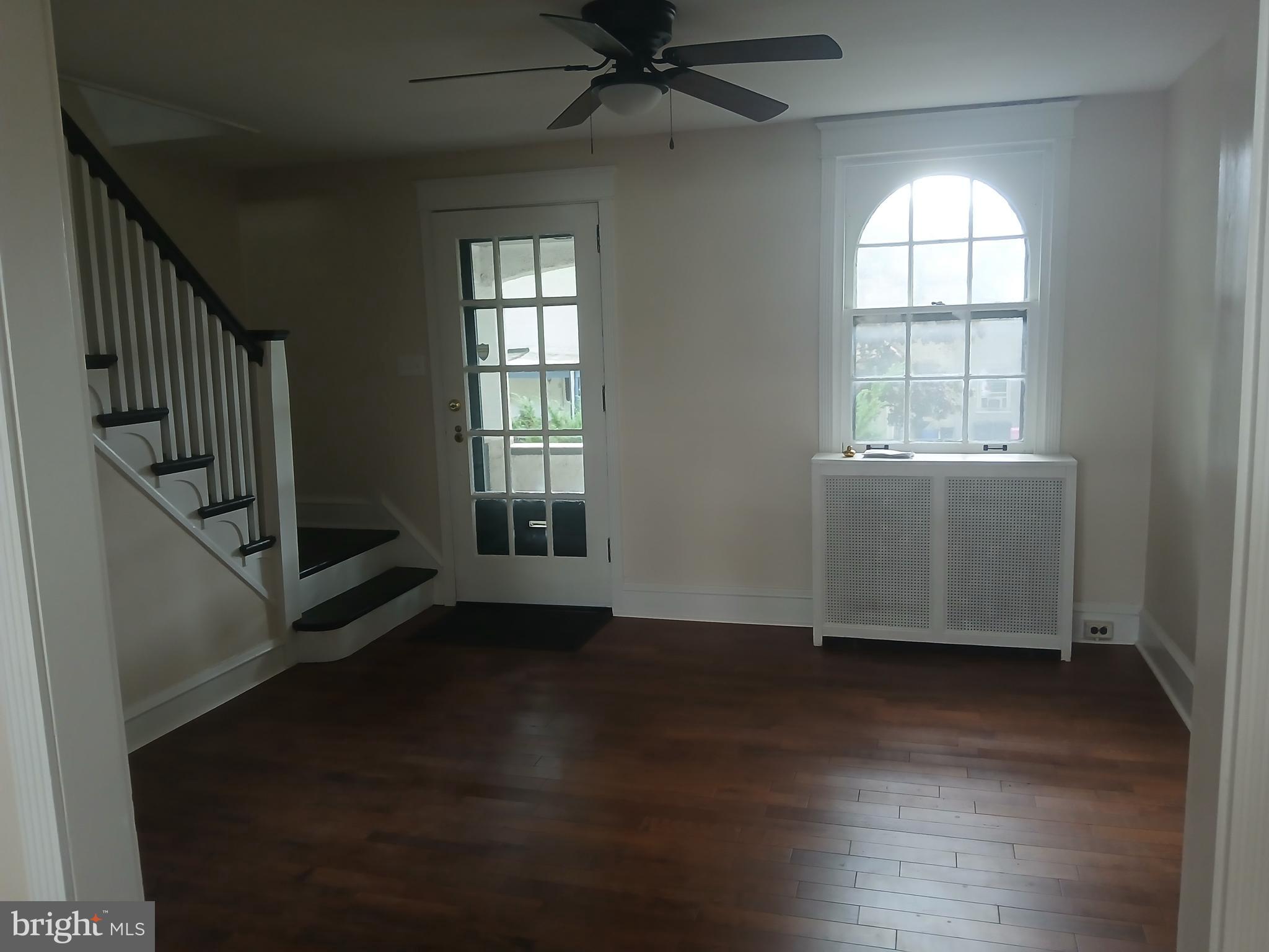 EAST FALLS - Residential