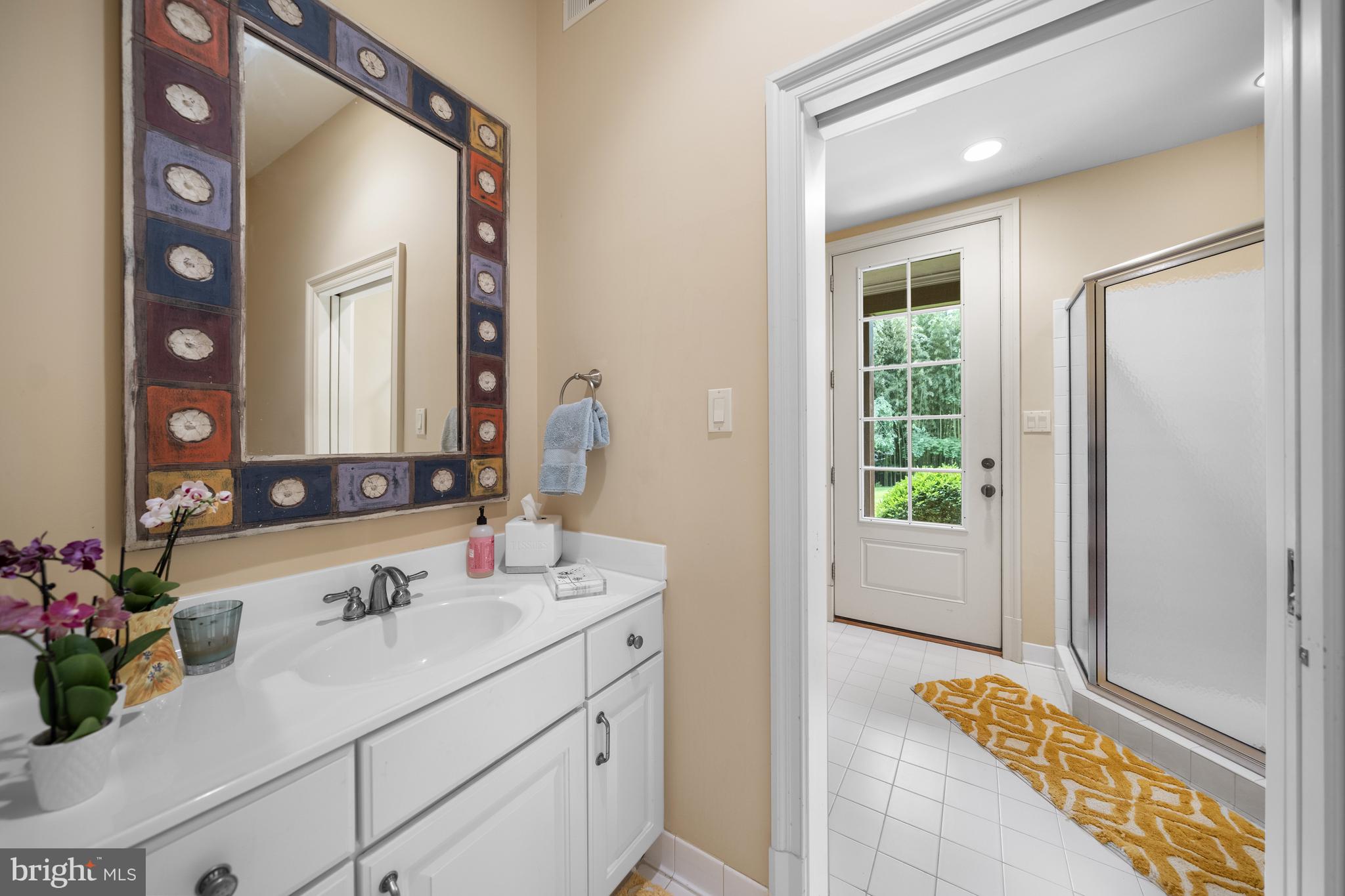 BRADLEY HILLS GROVE - Residential