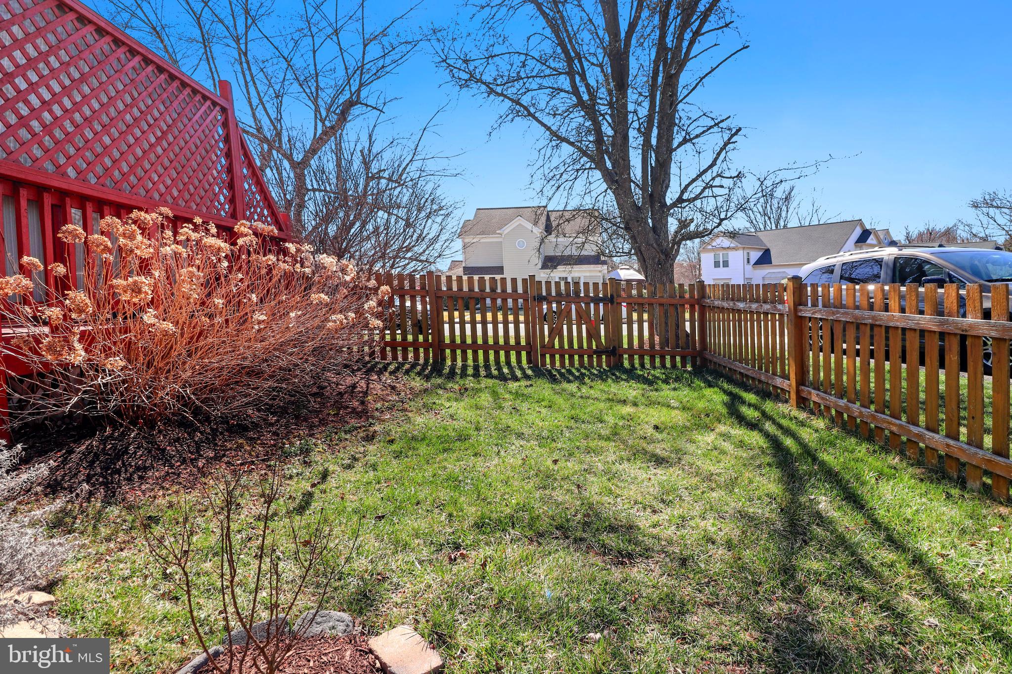 FRANKLIN FARM - Residential