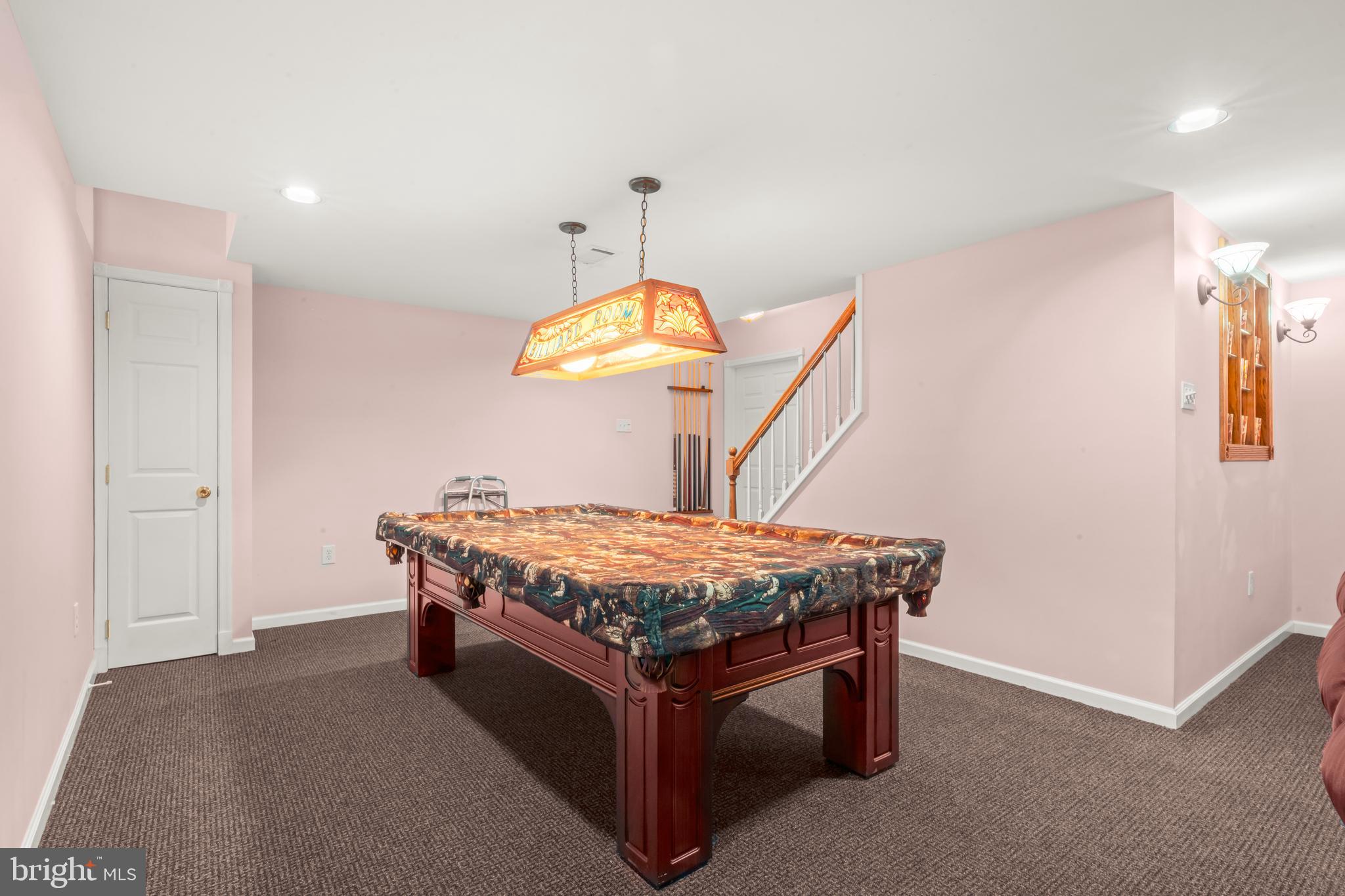 NORTHAMPTON ESTS - Residential