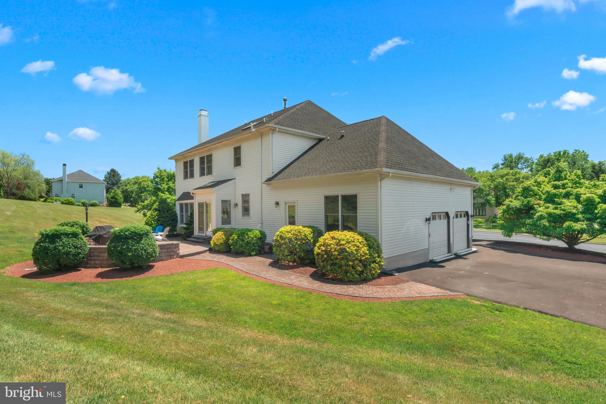 NORTHAMPTON ESTS - Residential