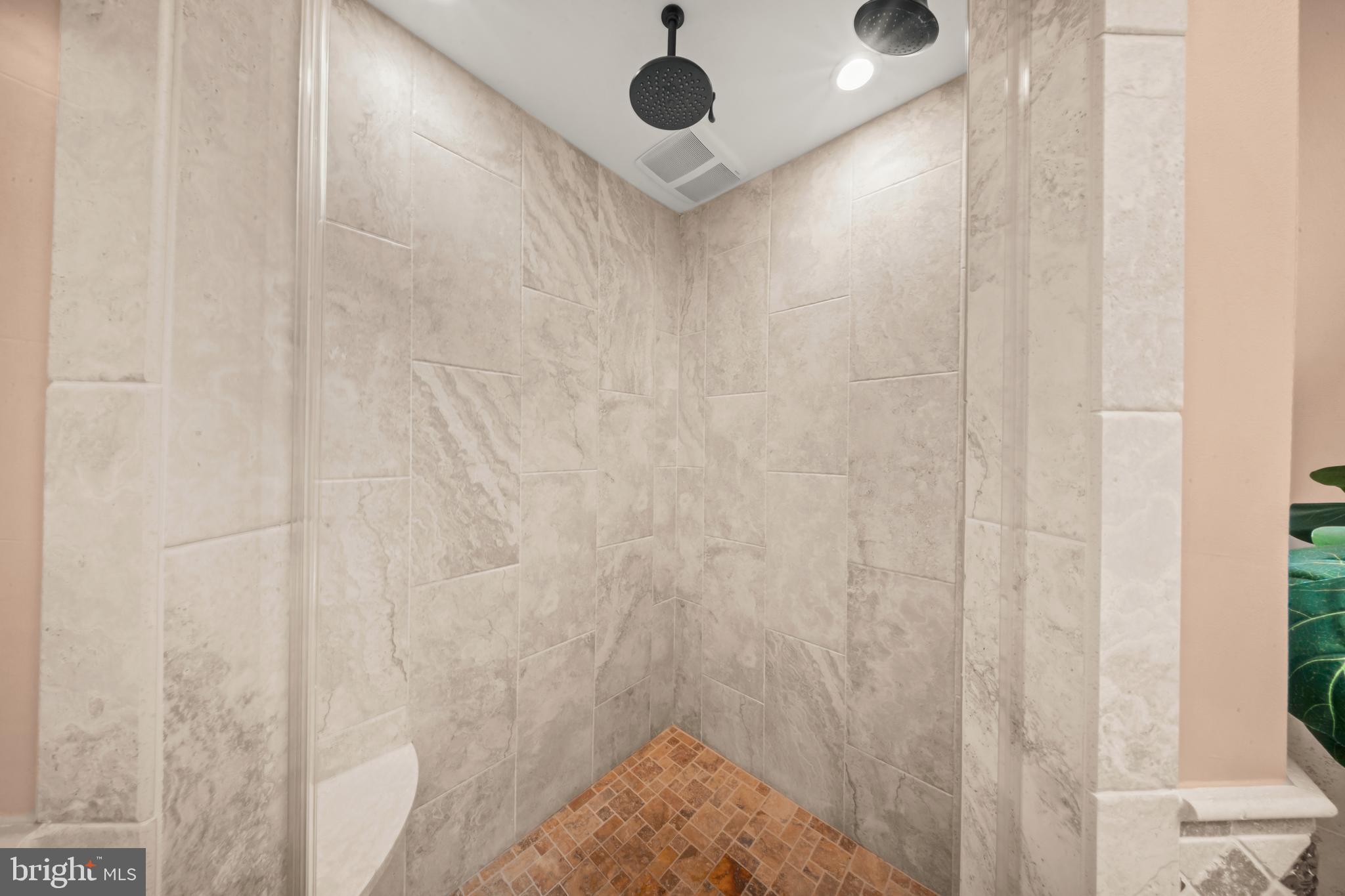 NORTHAMPTON ESTS - Residential