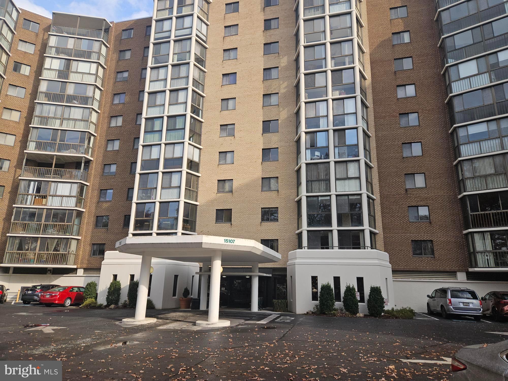 GREENS AT LEISURE WORLD - Residential