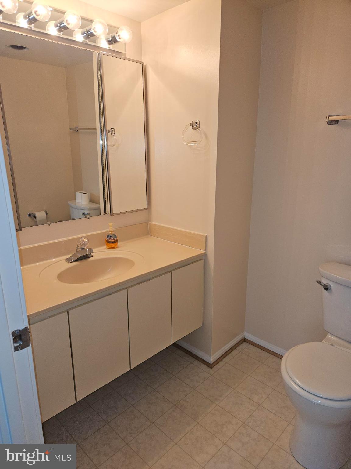 GREENS AT LEISURE WORLD - Residential
