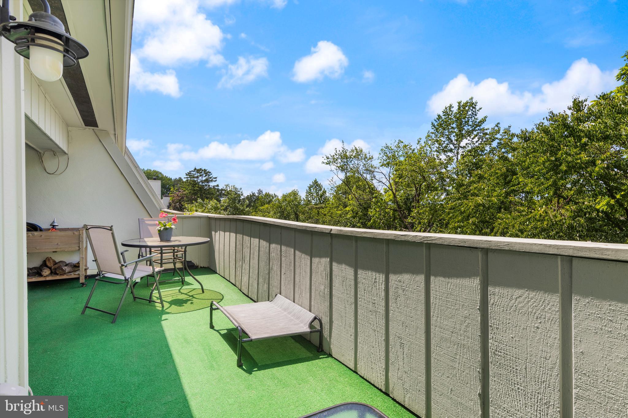 SUMMIT HOUSE - Residential