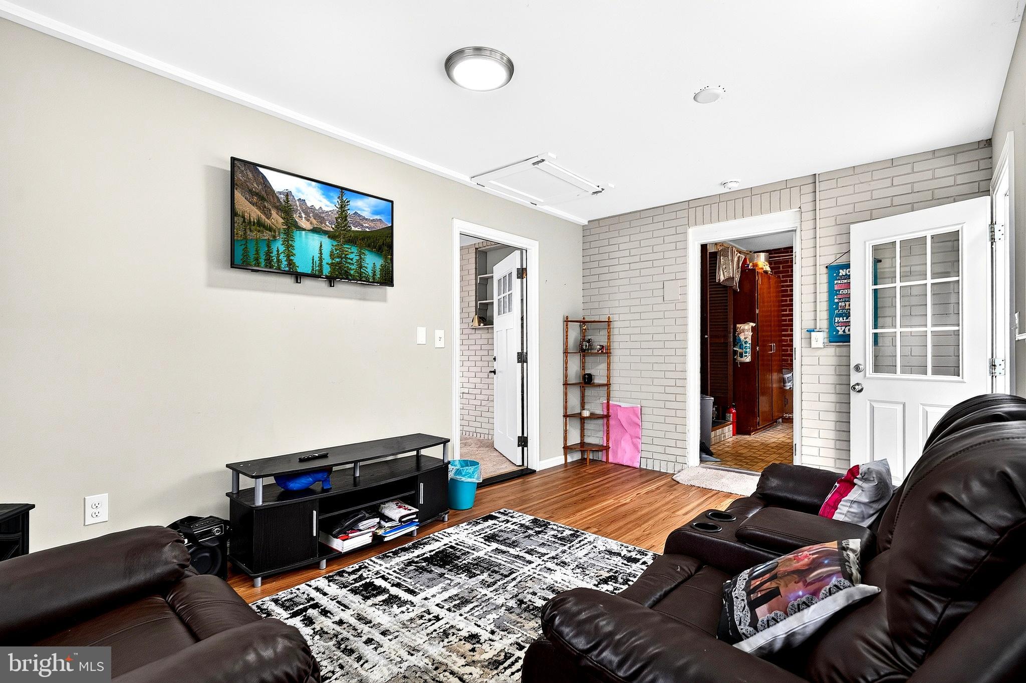 FRITCHIE HIGHLANDS - Residential
