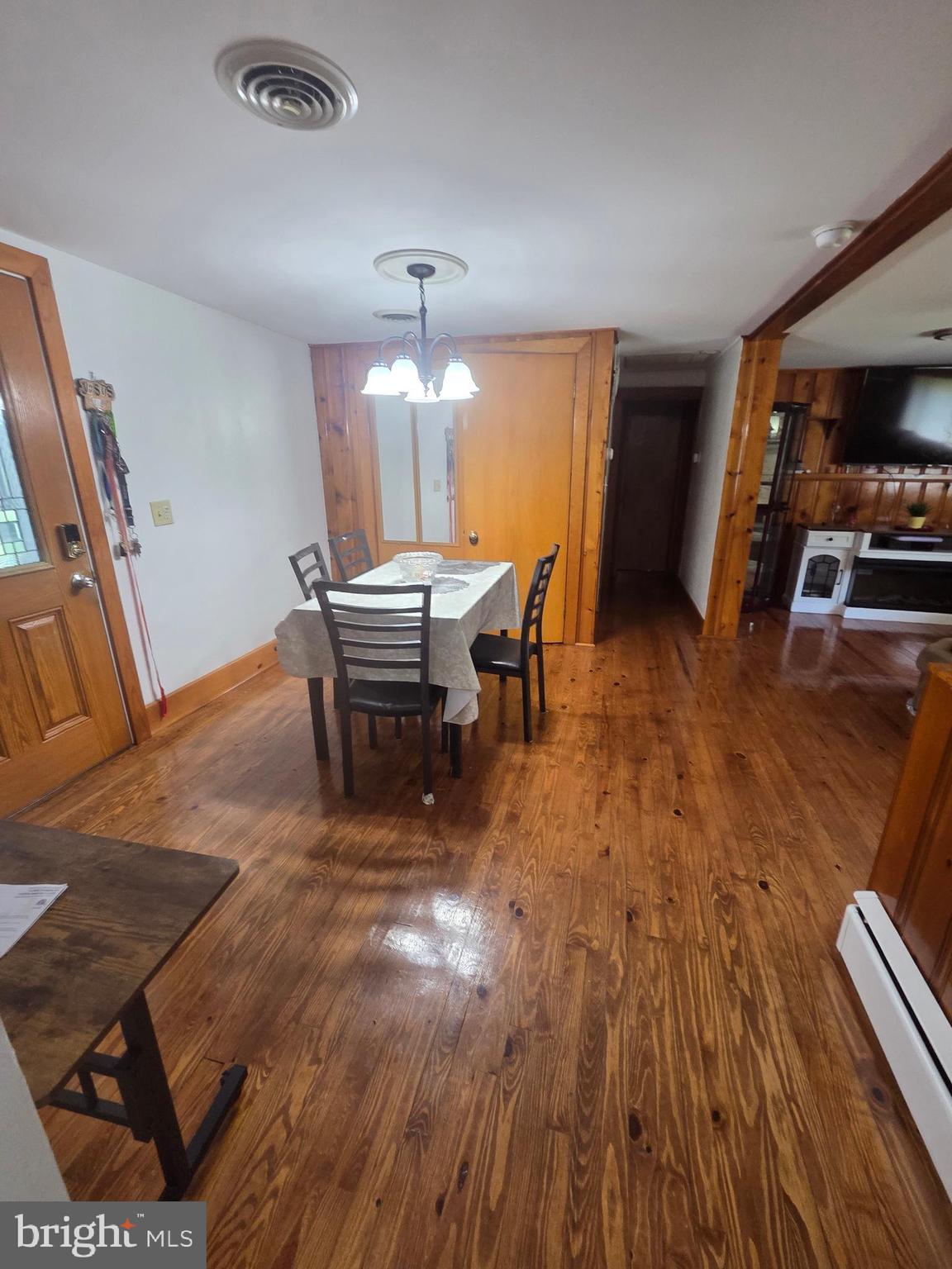 FRITCHIE HIGHLANDS - Residential