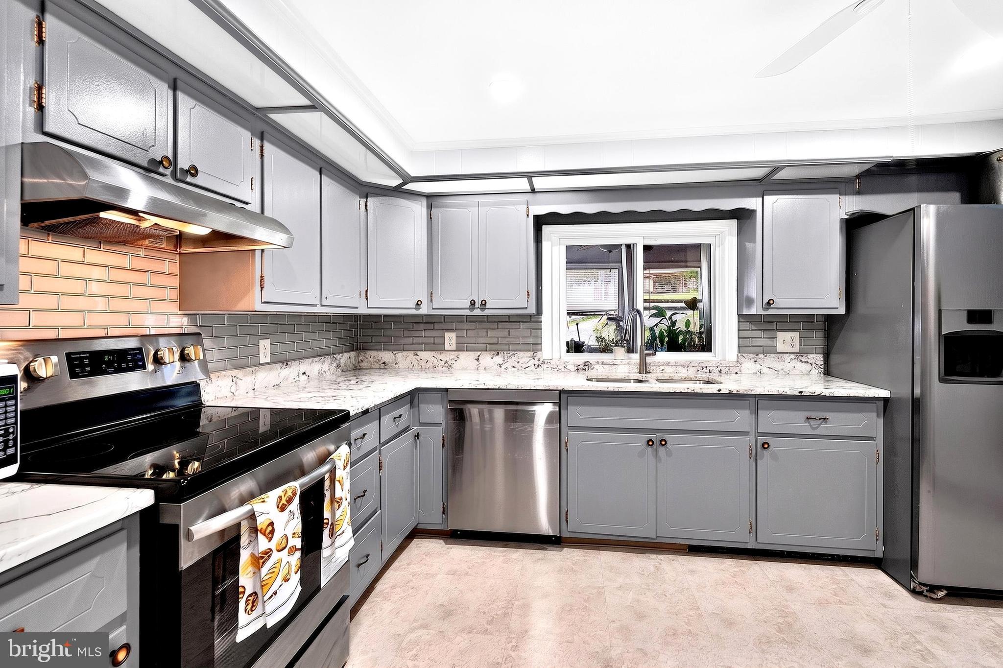 FRITCHIE HIGHLANDS - Residential