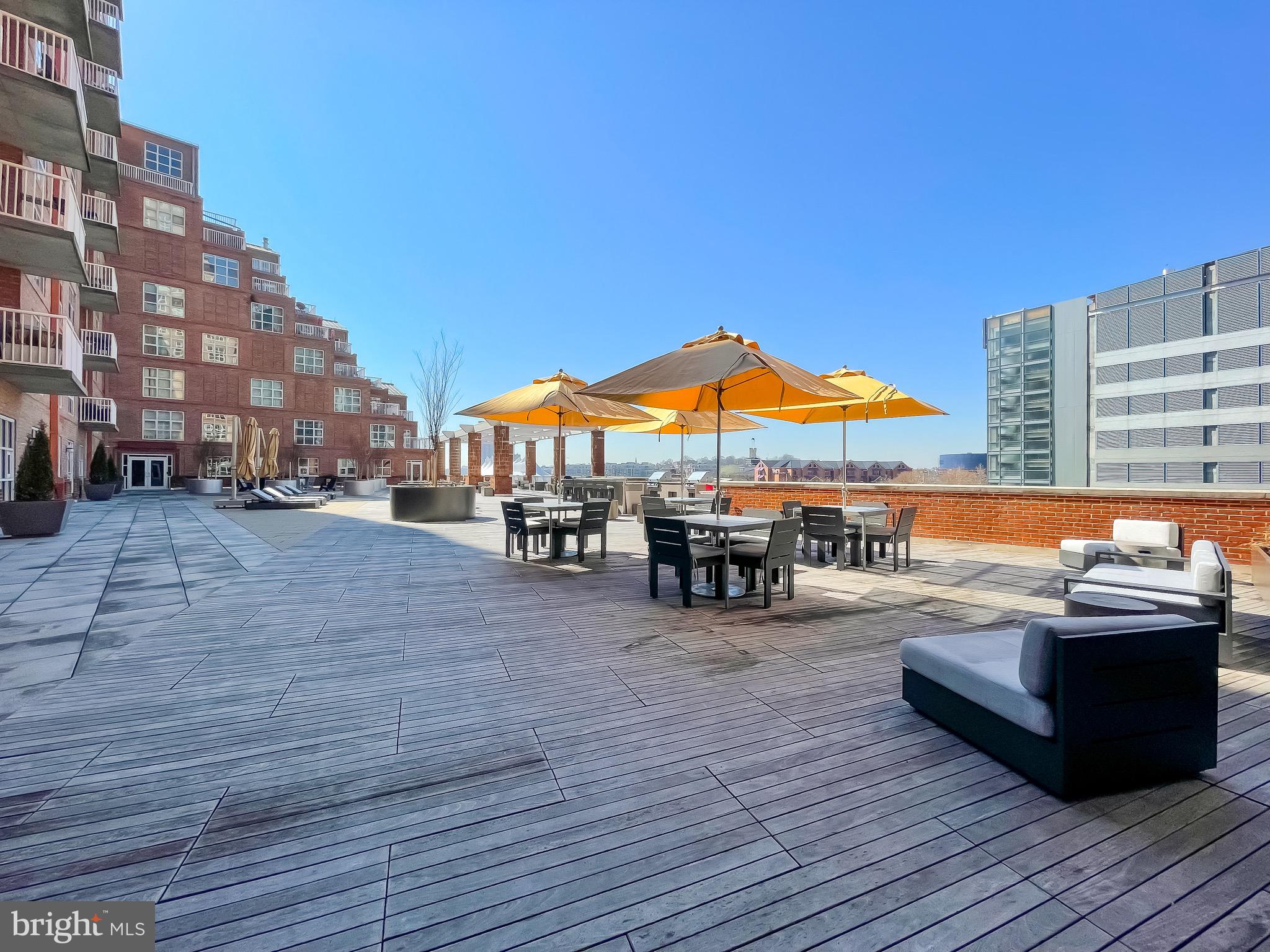 INNER HARBOR - Residential Lease