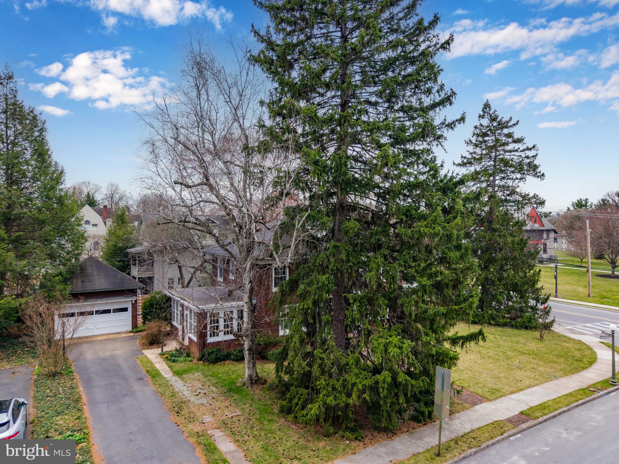 CHAMBERSBURG NORTH END - Residential