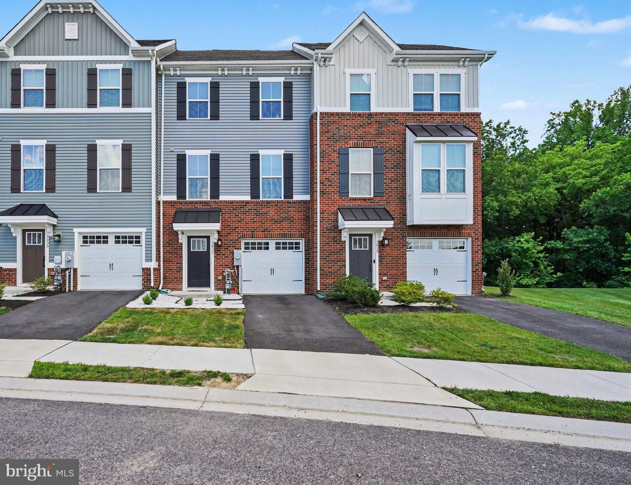 JAMES RUN TOWNHOMES - Residential