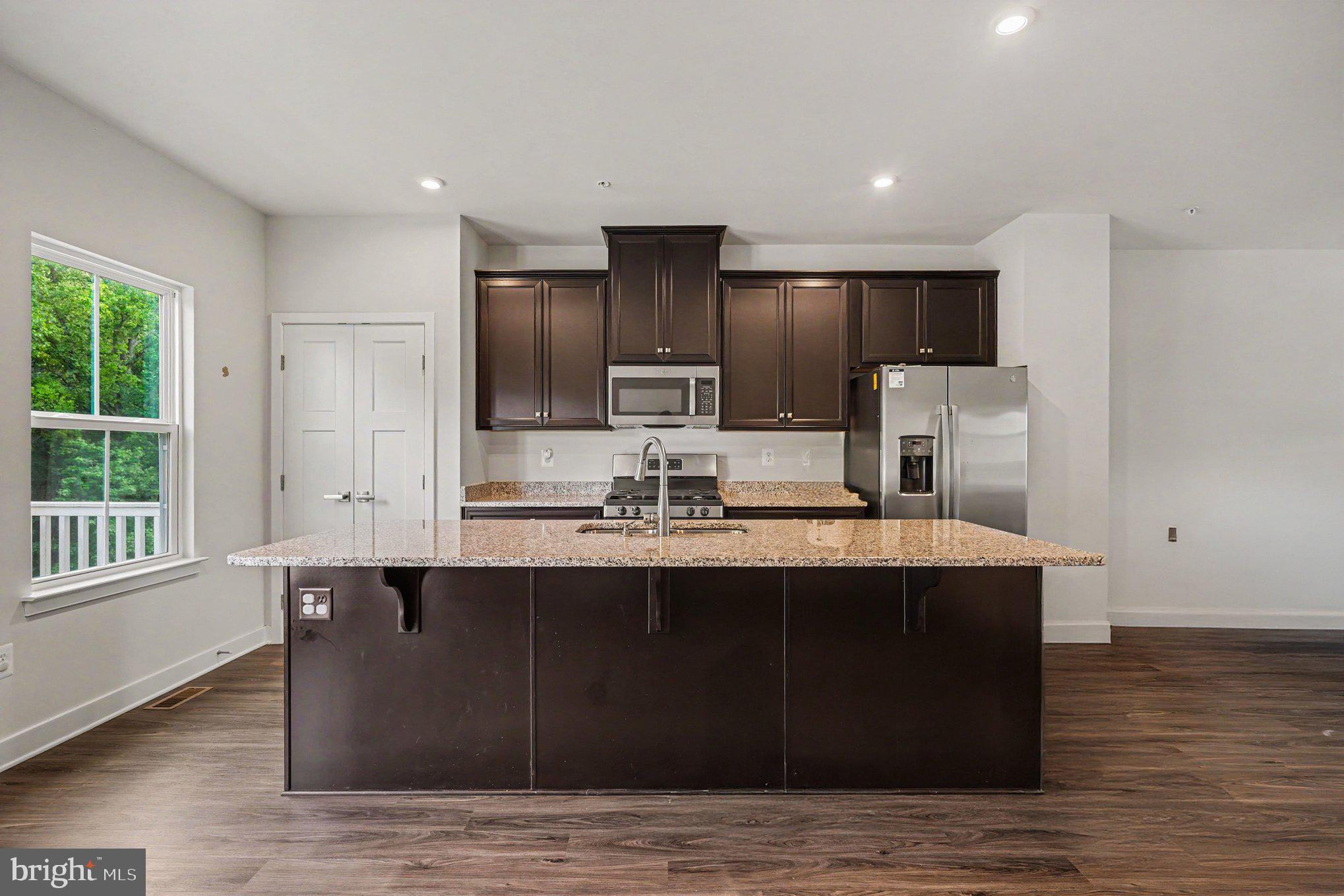 JAMES RUN TOWNHOMES - Residential