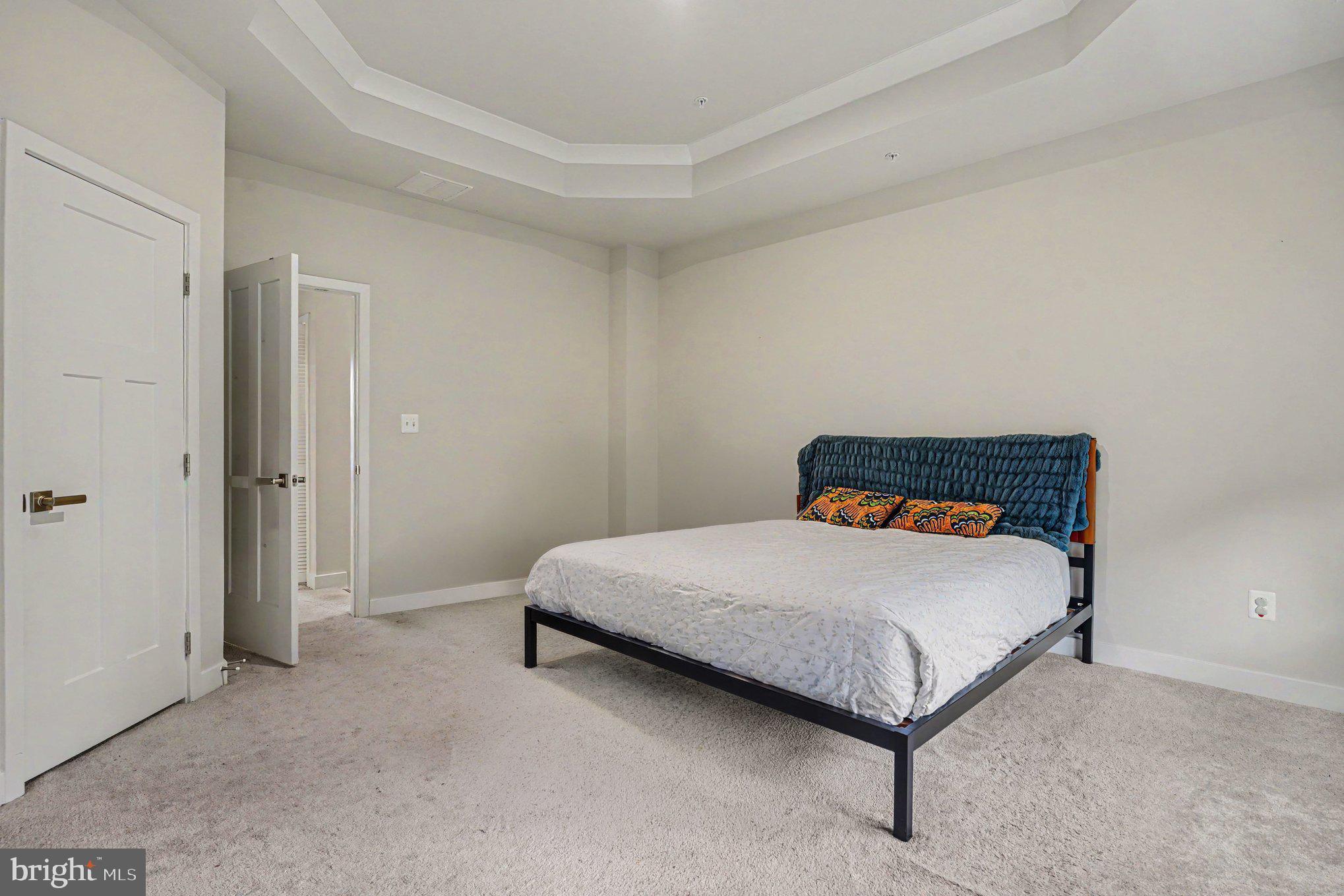 JAMES RUN TOWNHOMES - Residential