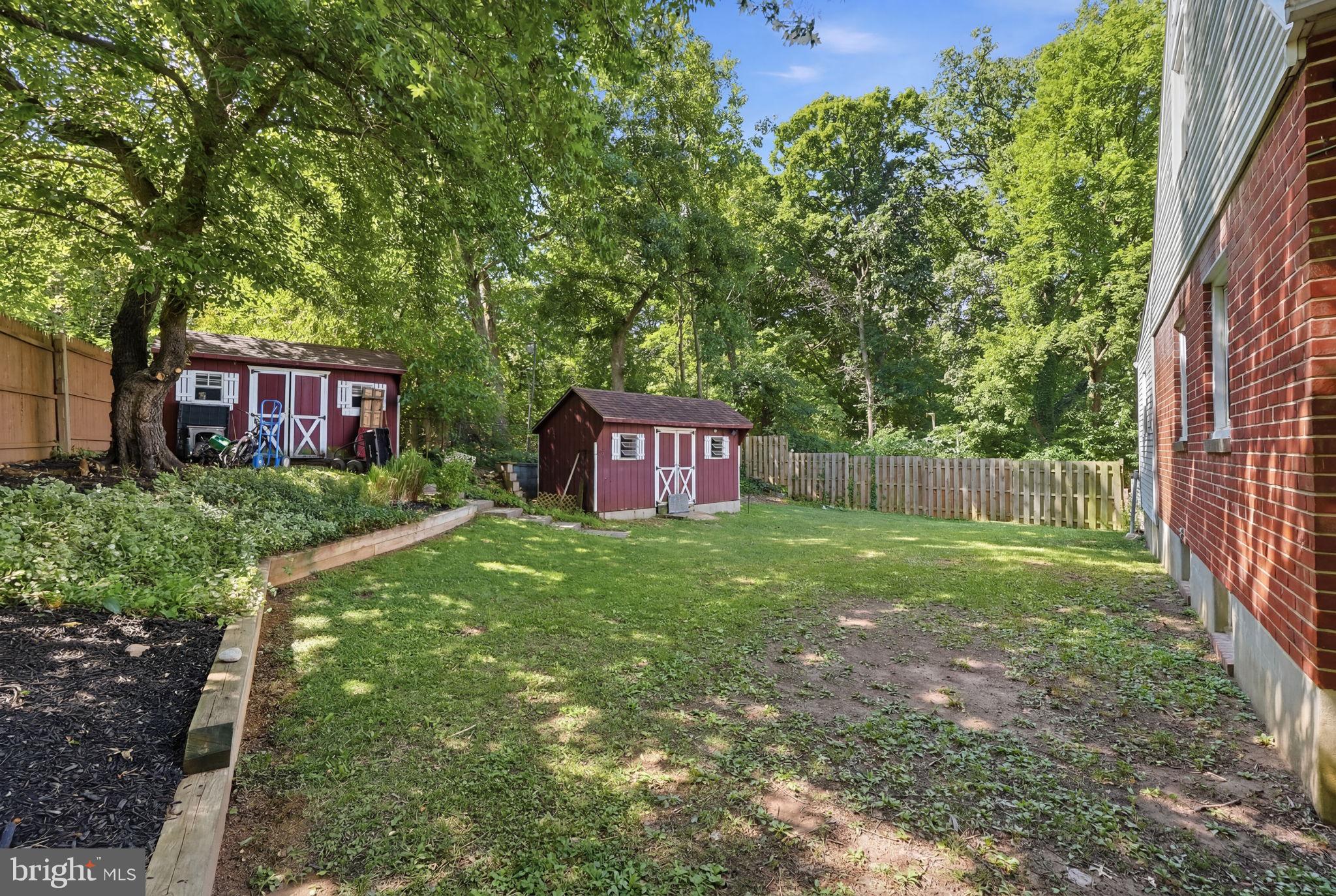 BURNT MILLS KNOLLS - Residential