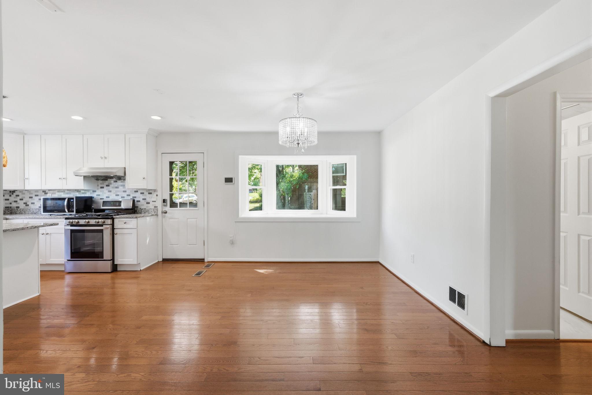 BURNT MILLS KNOLLS - Residential