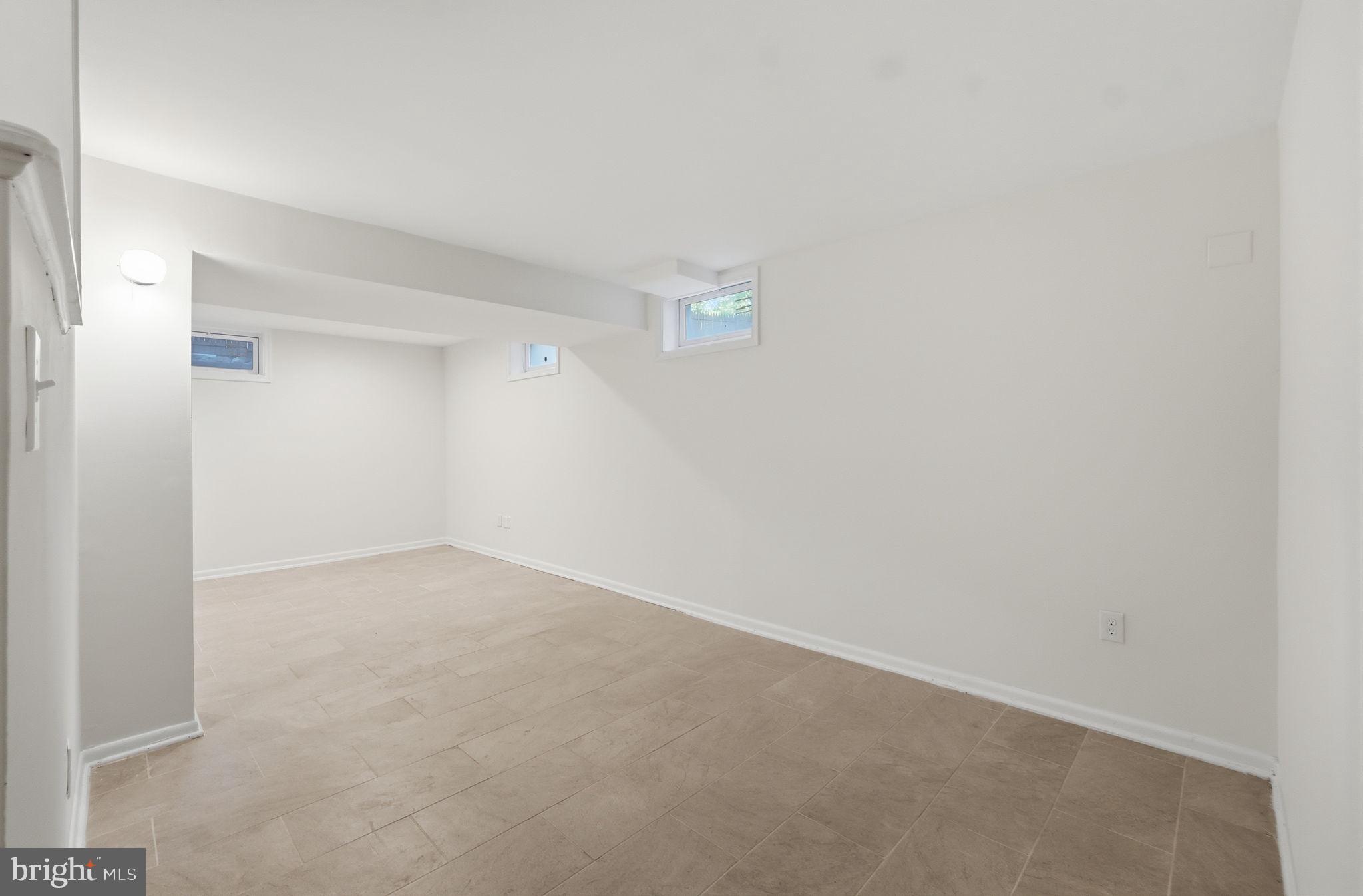 BURNT MILLS KNOLLS - Residential