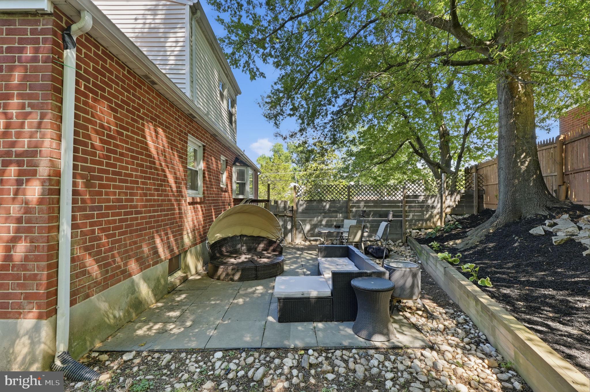 BURNT MILLS KNOLLS - Residential