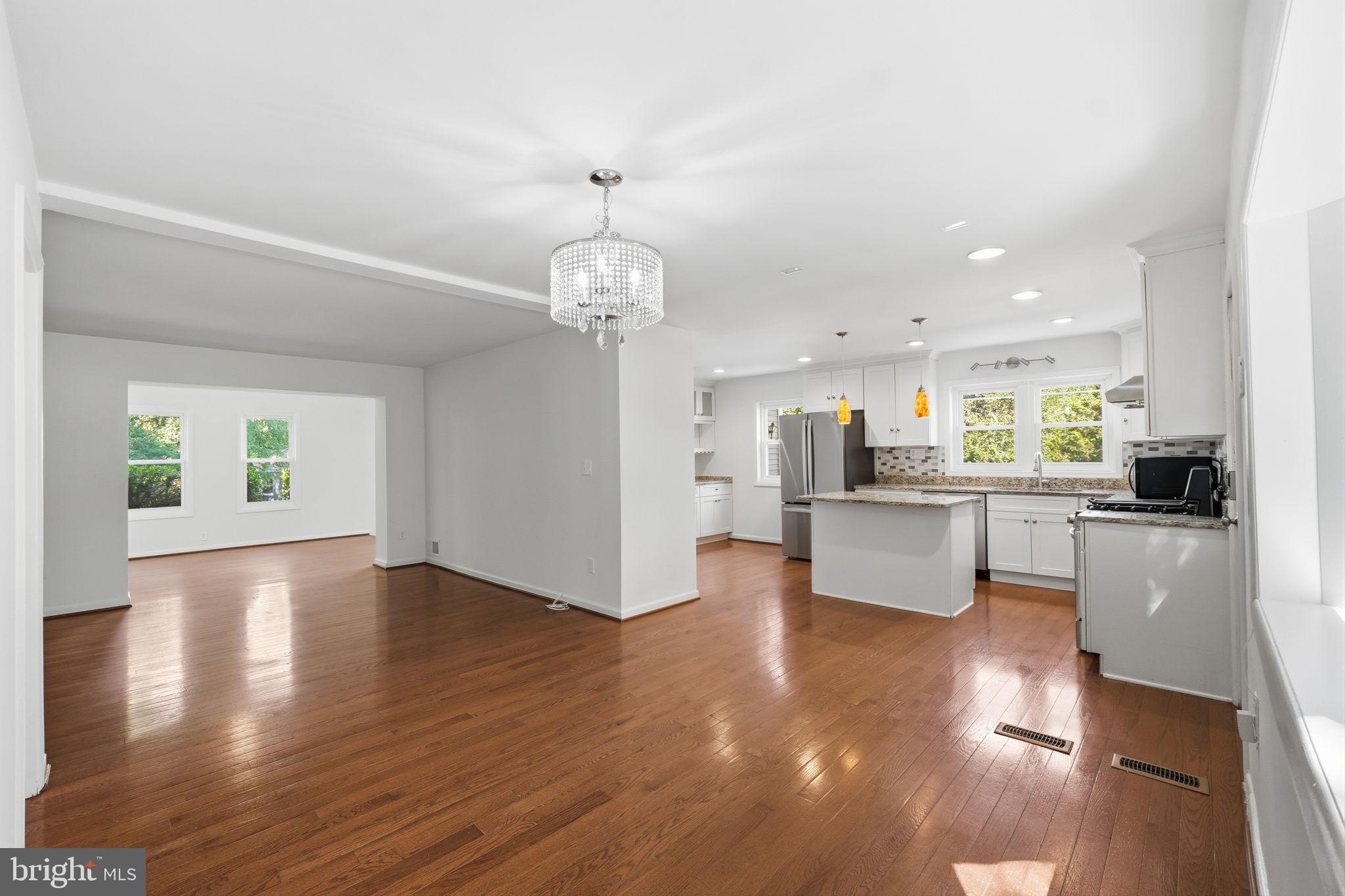 BURNT MILLS KNOLLS - Residential