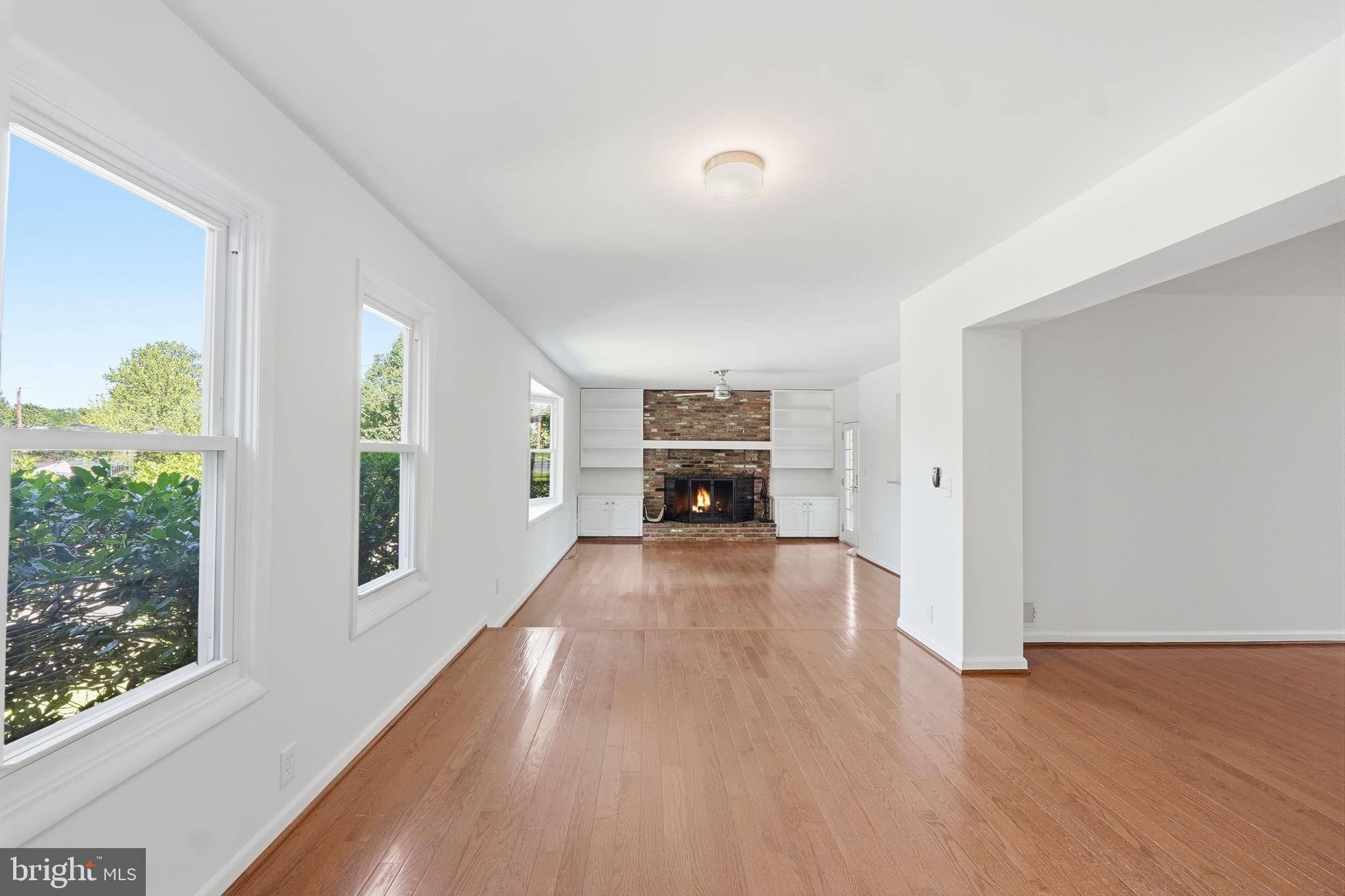 BURNT MILLS KNOLLS - Residential