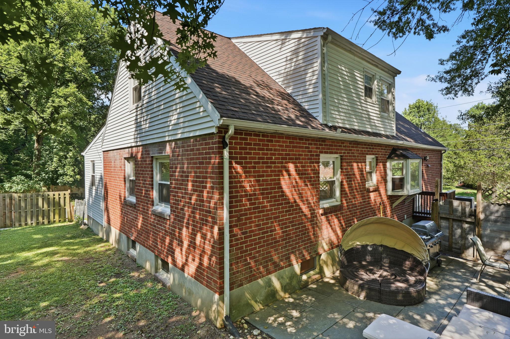 BURNT MILLS KNOLLS - Residential