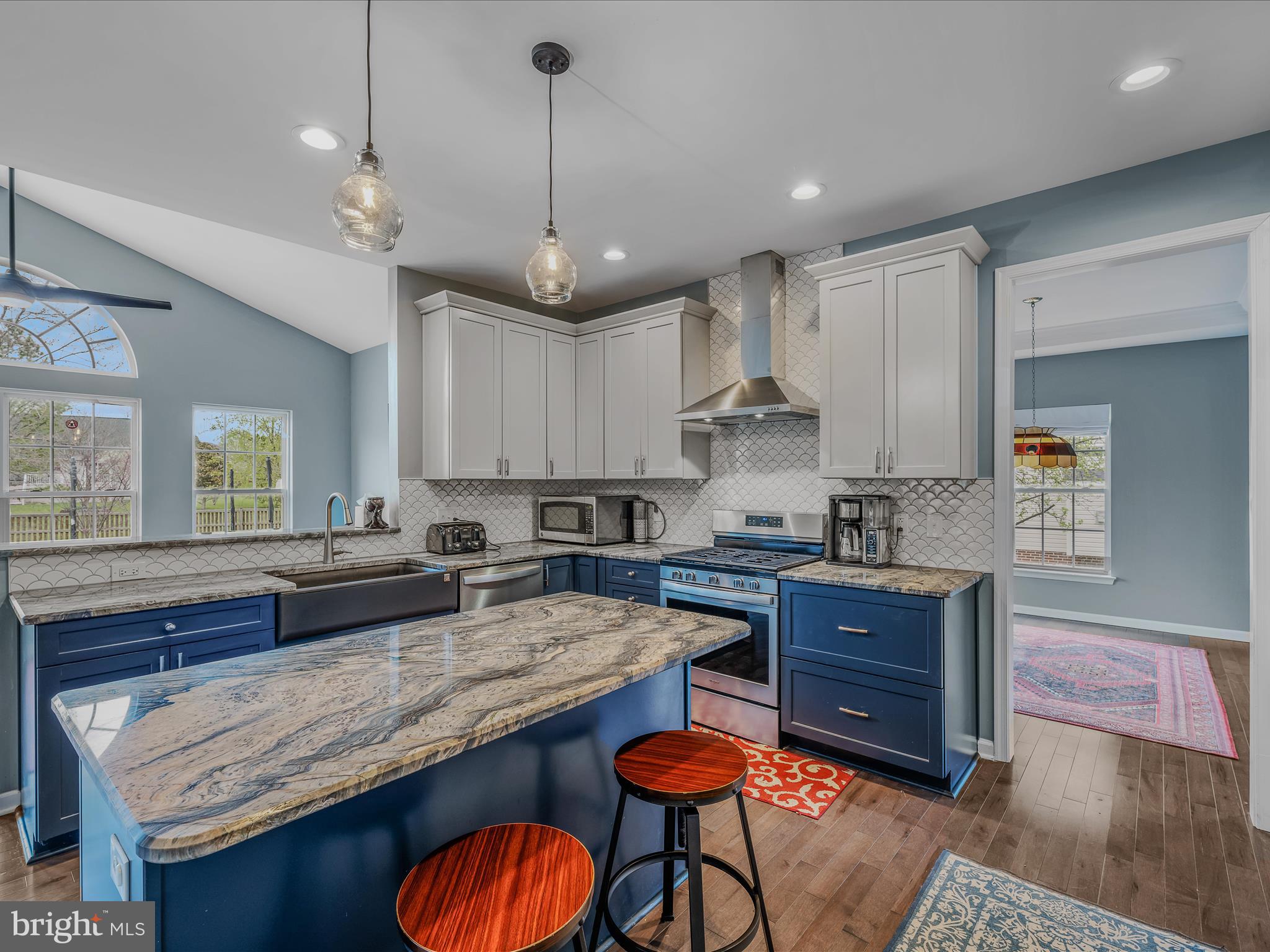 LOCUST HILL - Residential