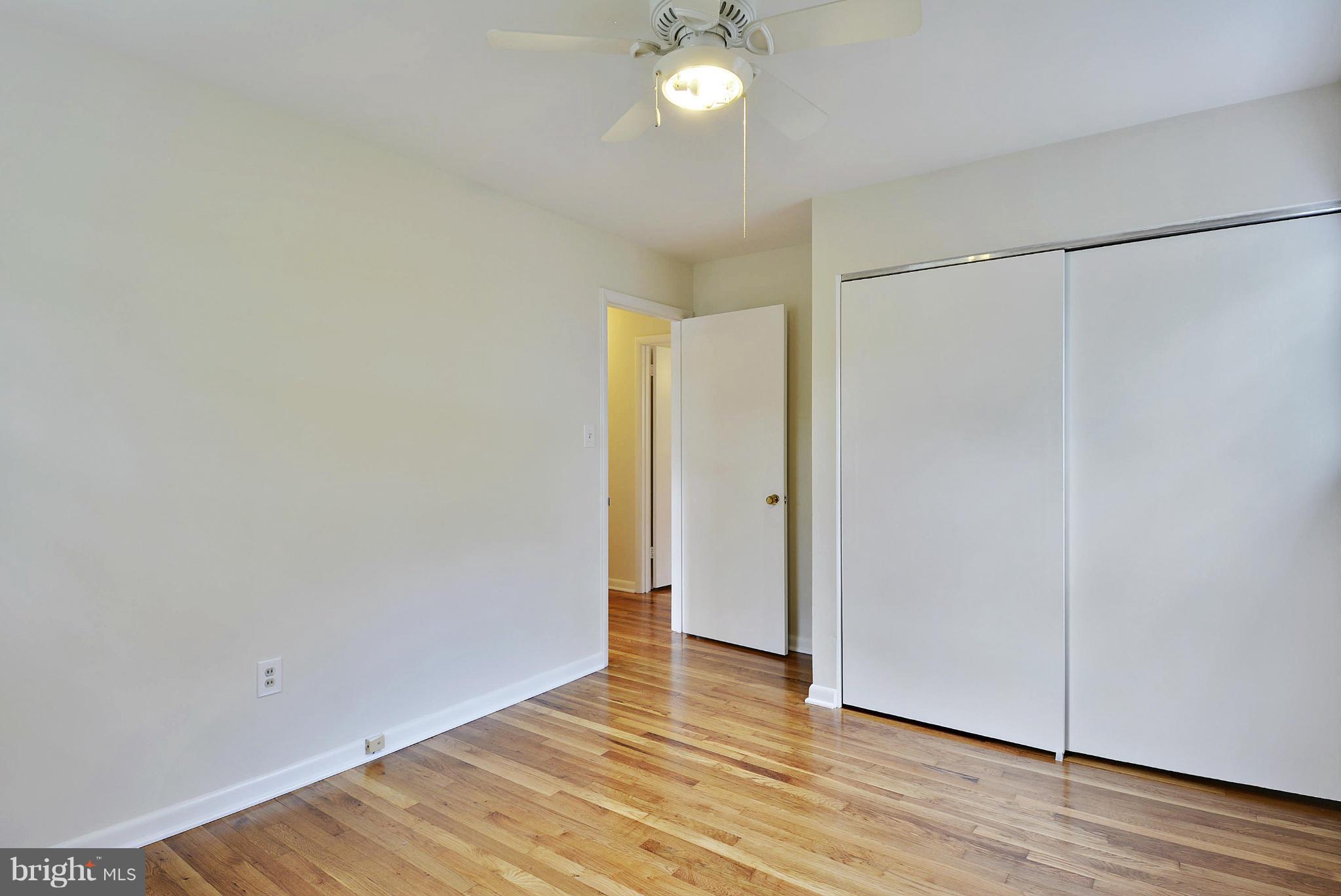 WHITE FLINT PARK - Residential